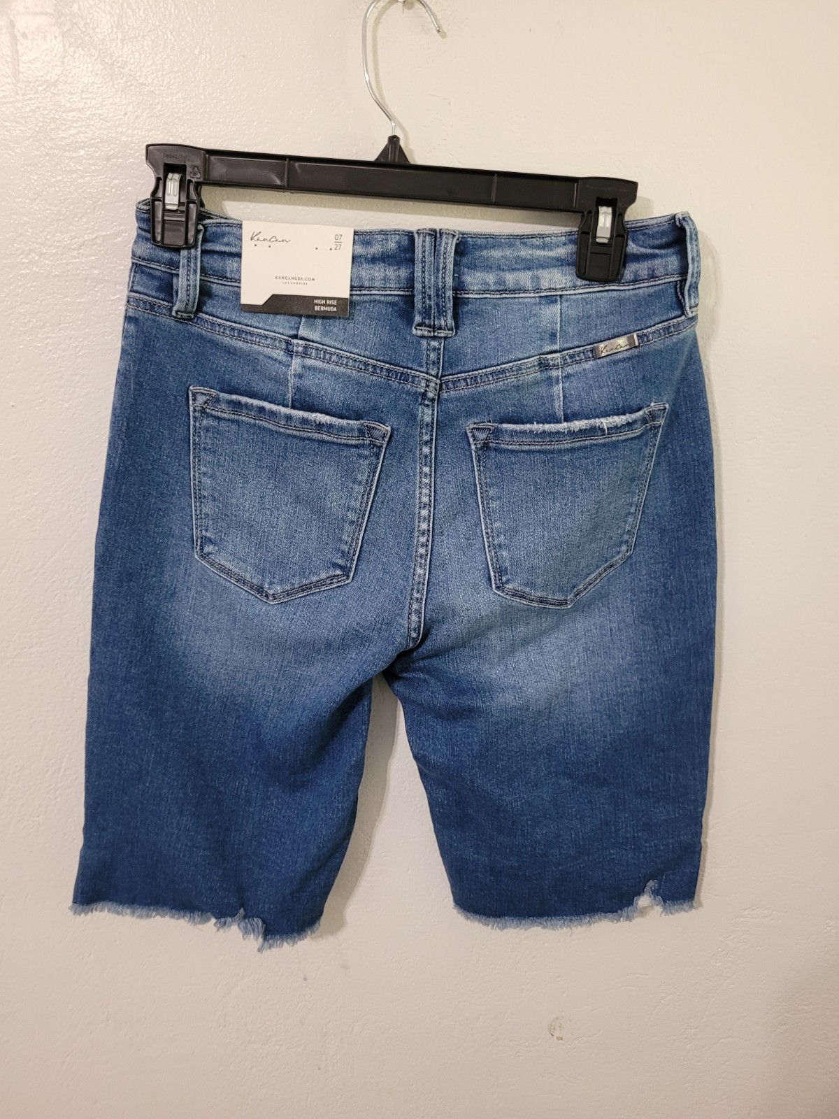 NWT KanCan High Rise Bermuda Shorts 07/27 Style: KC2561M