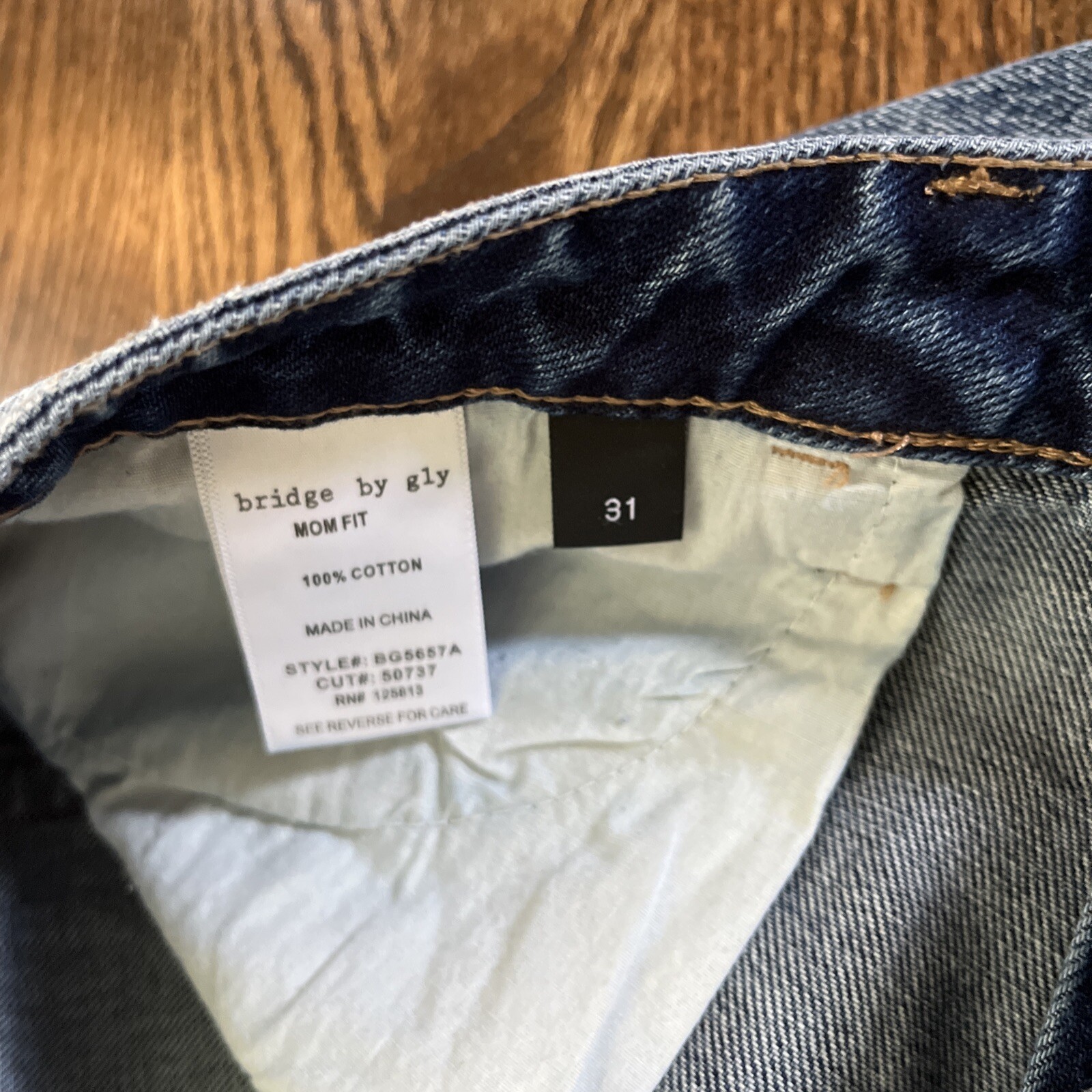 Bridge by Gly Denim Blue Jeans Distressed High Rise Mom Fit 33 X 30