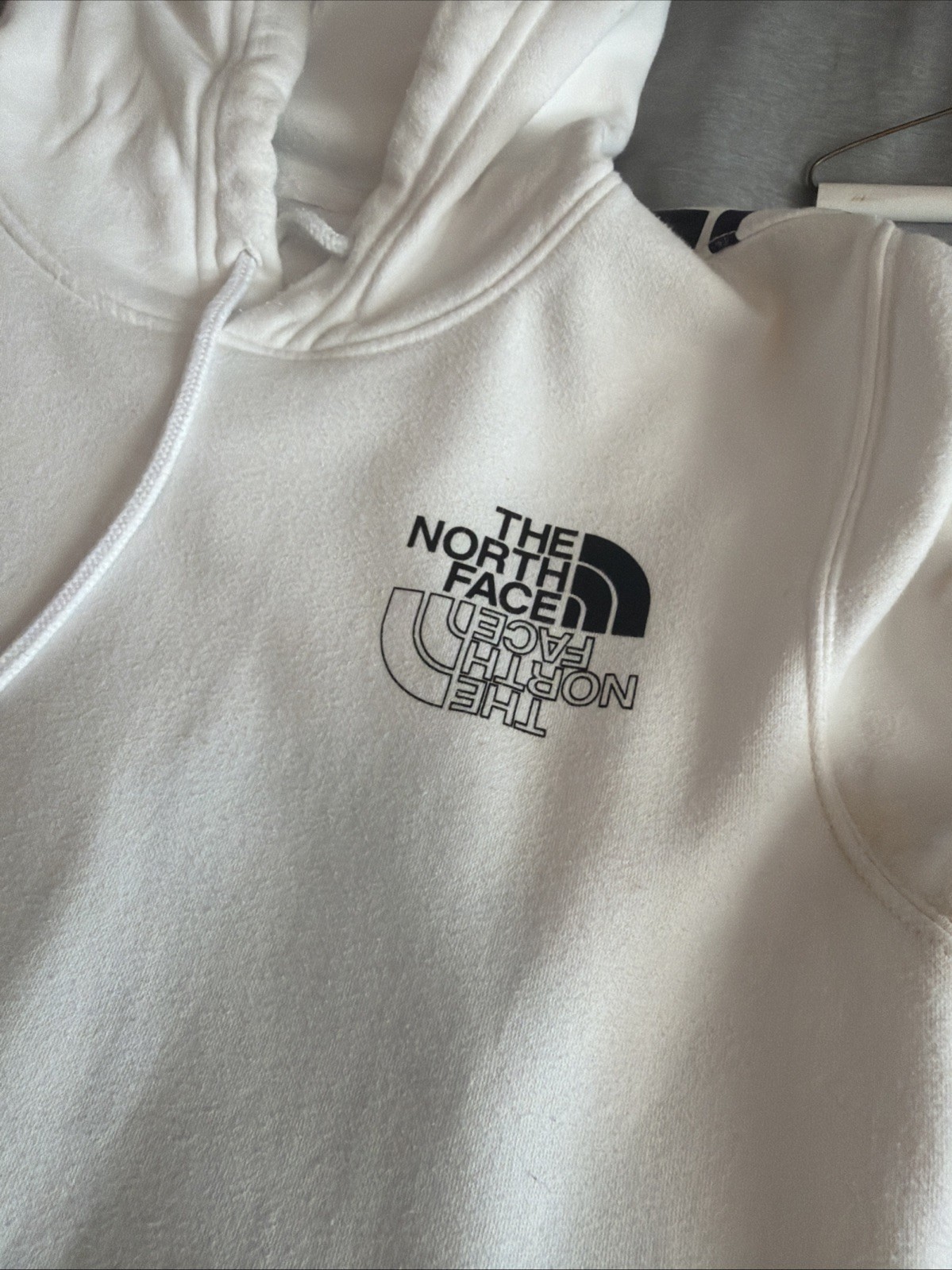 North Face Men’s Hoodie Large White