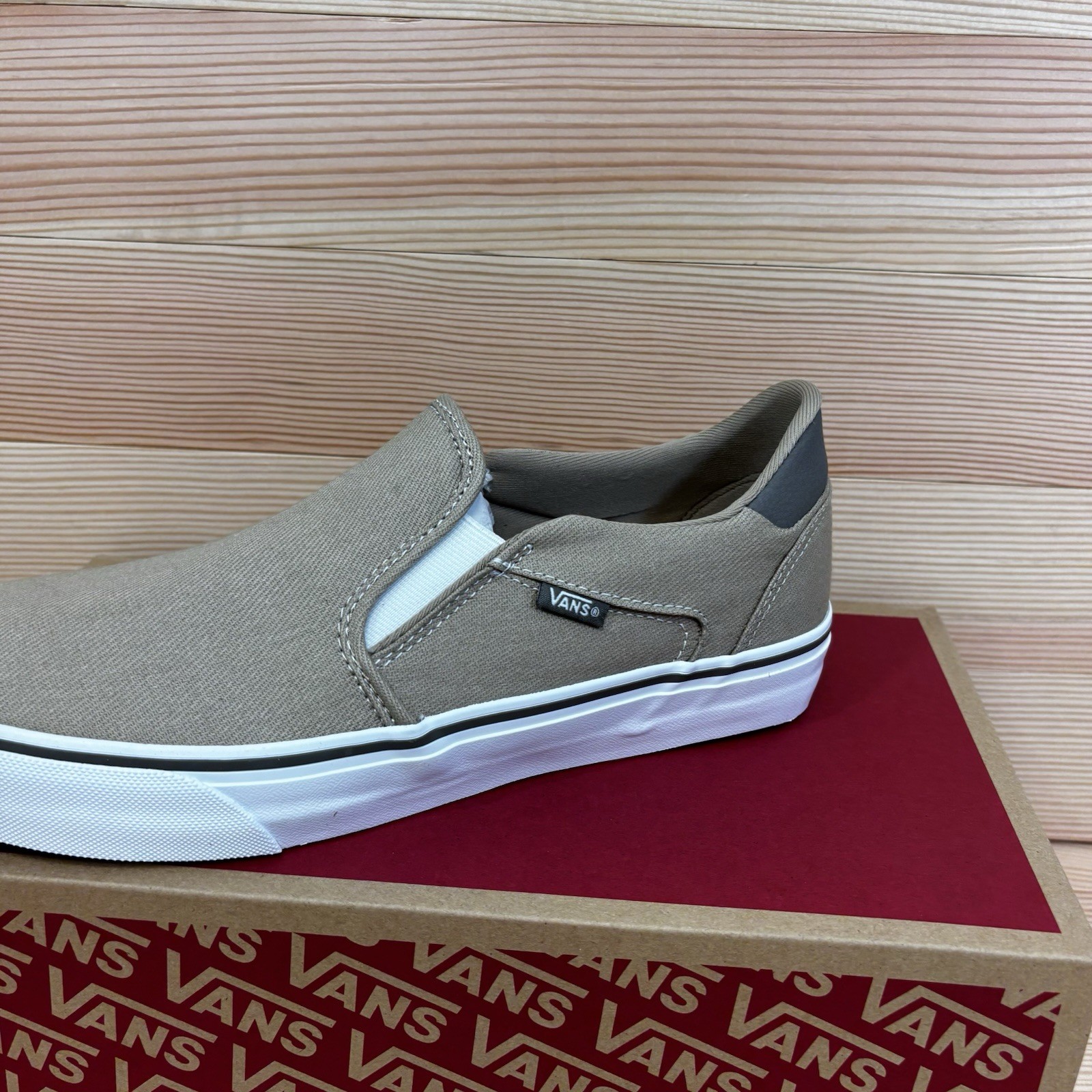 Vans Asher Deluxe Slip On Men’s Sz 10 Tan Incense Sneakers Low Top New Slip On