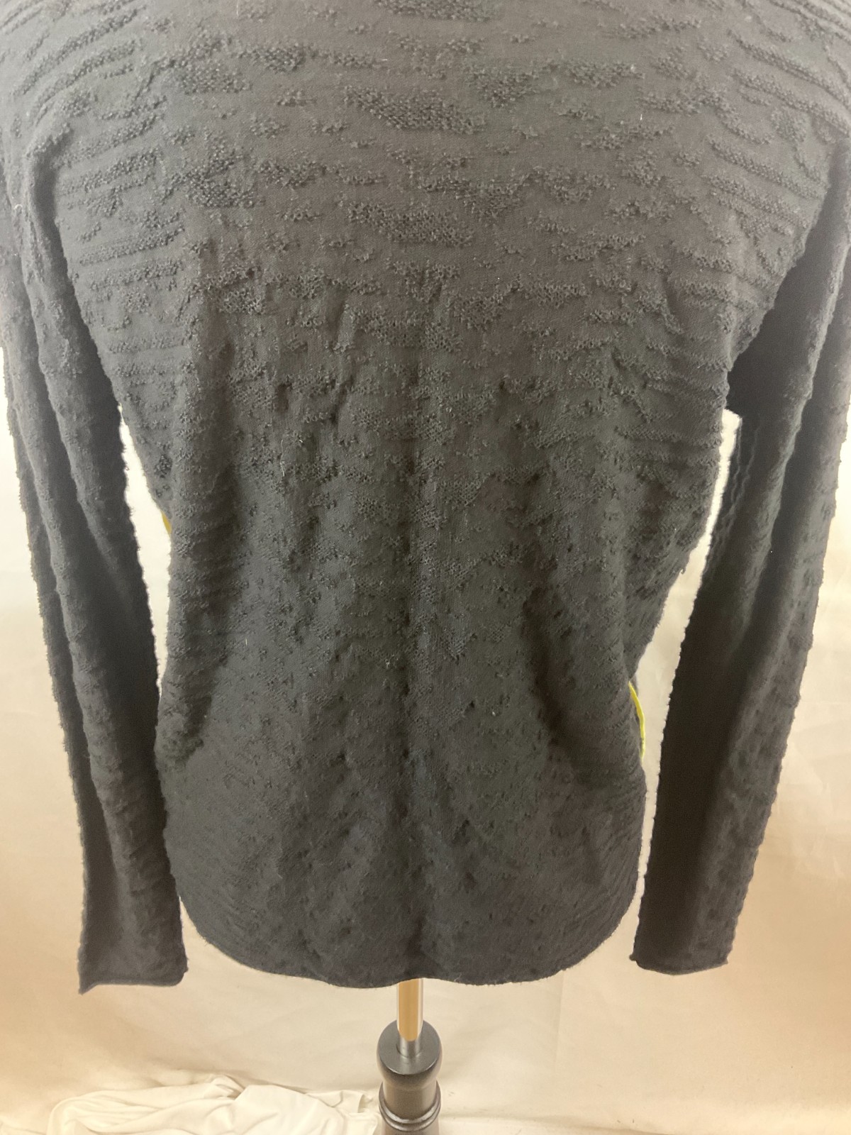 Lisa Todd Thin Textured Sweater Black Hello Weekend Beige Lime Trim Long Sleeve