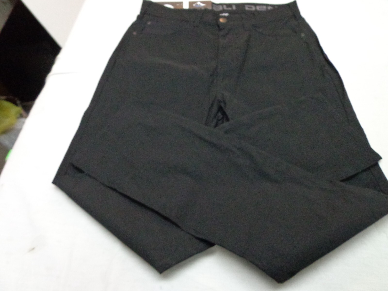 DENALI BLACK Soot Technical Stretch Pants NWT 32/30 MSRP $54