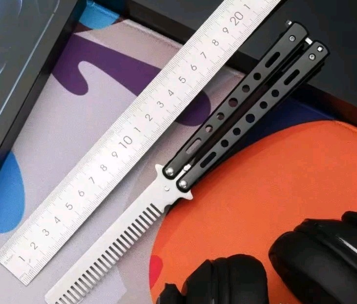 Titanium, Black CHOICE COLOR Butterfly Knife Comb Stylish/Unique Hair Accessory