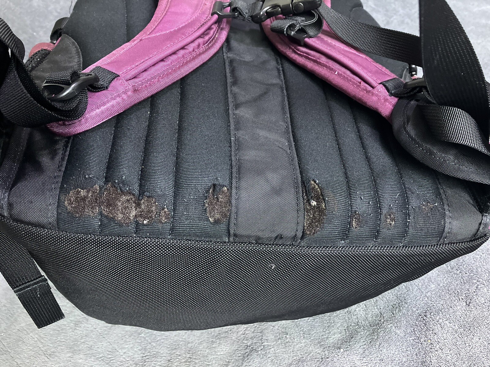 The North Face Recon Backpack Purple Laptop Hiking Day Bag Padded Back ISSUES