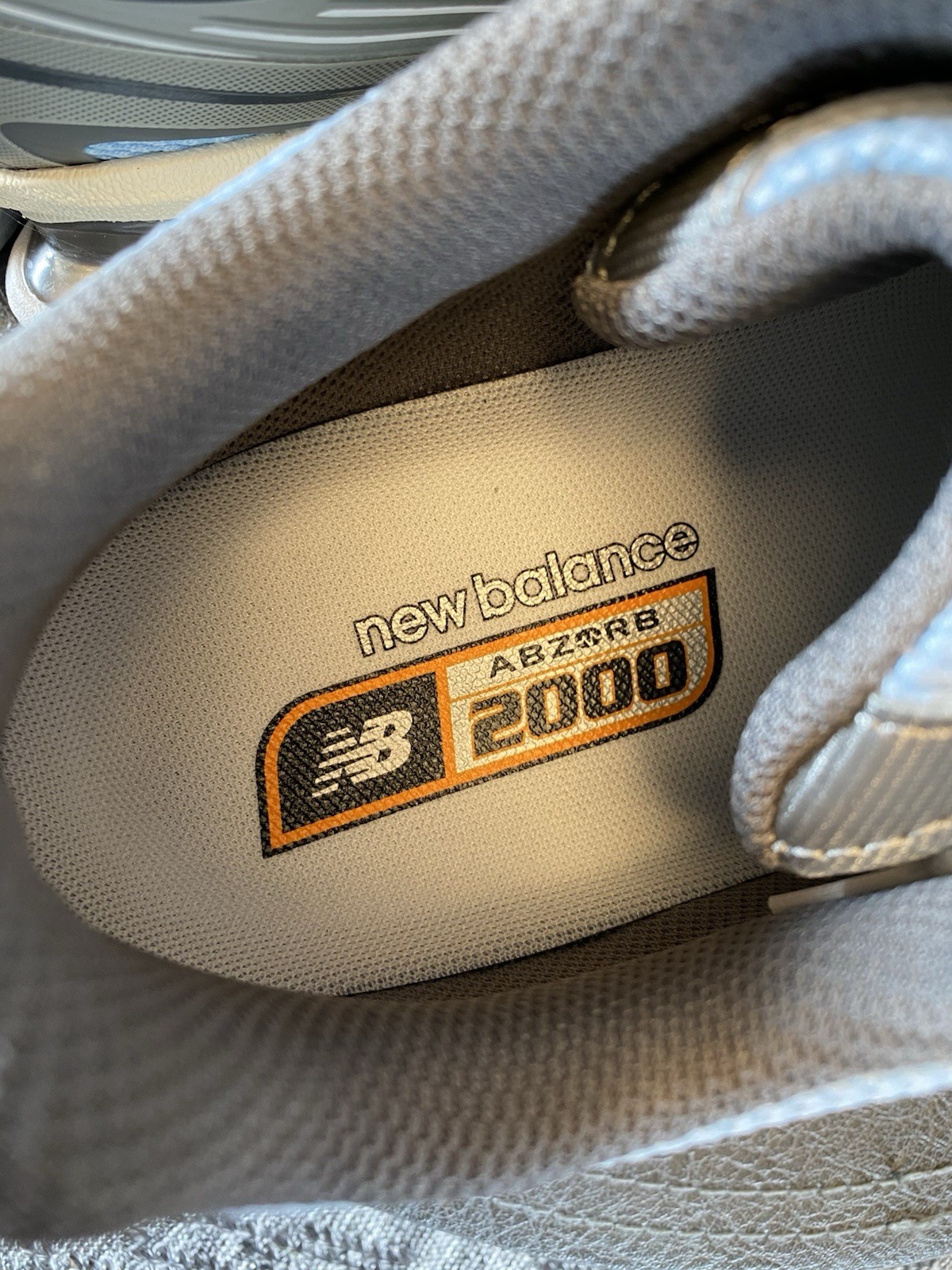 New Balance Abzorb 2000 Sneaker Men’s 8.5 U2000BA Light Blue / Grey (women’s 10)