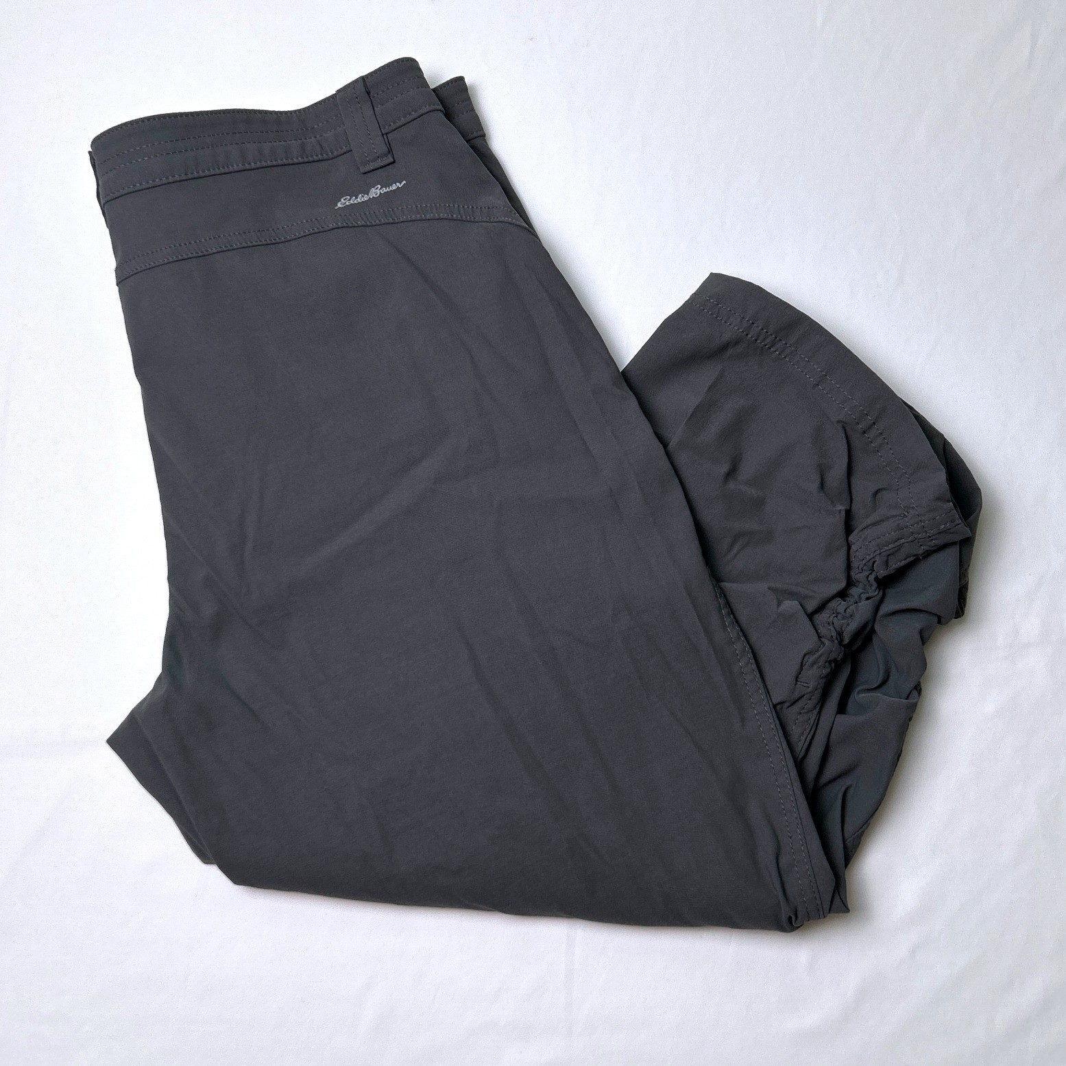 Eddie Bauer Womens Rainier Stretch Hiking Cargo Capri Pants Size 14 Grey Outdoor
