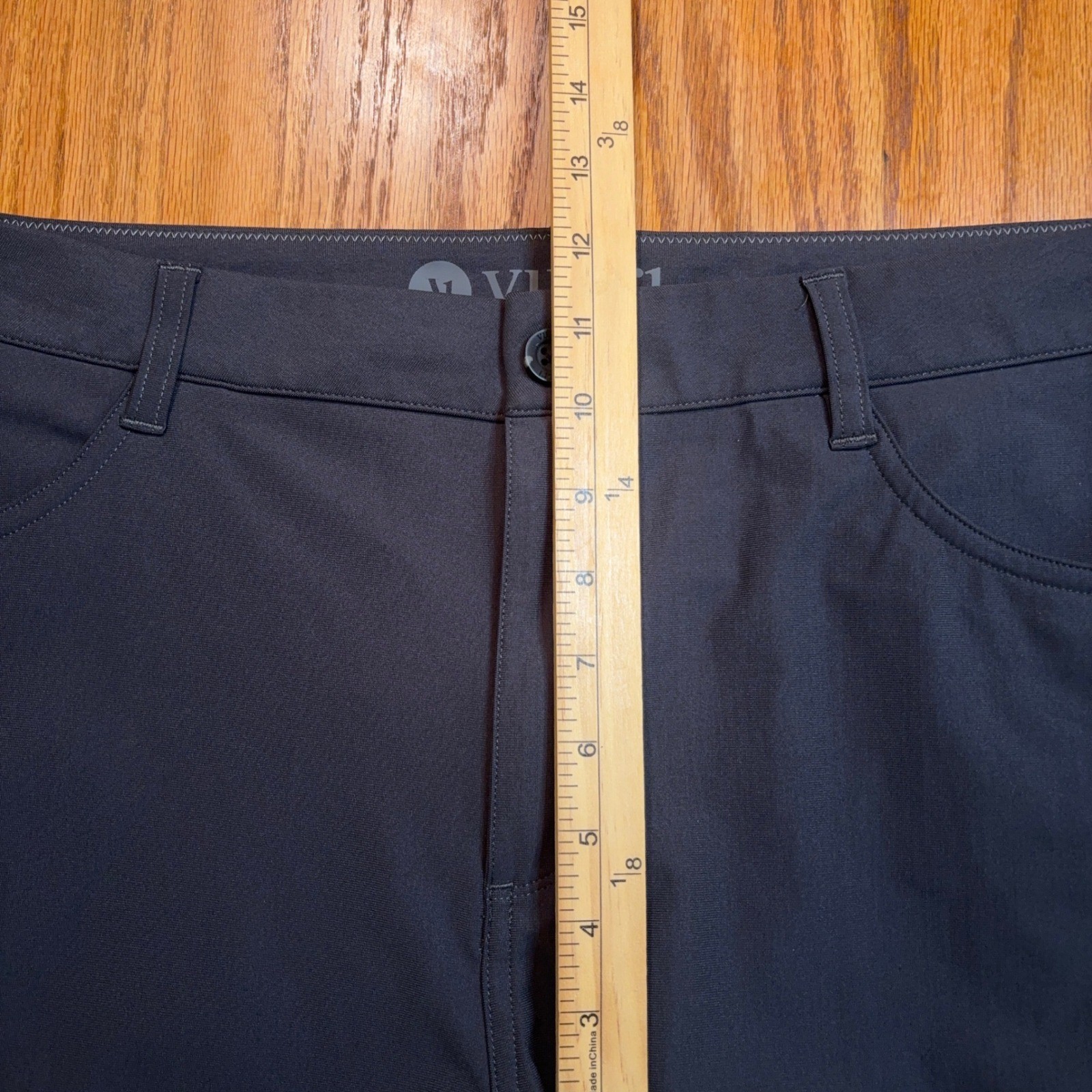 Vuori Meta Pants Mens 36 Charcoal Gray Technical Stretch Slim Straight V430 FLAW