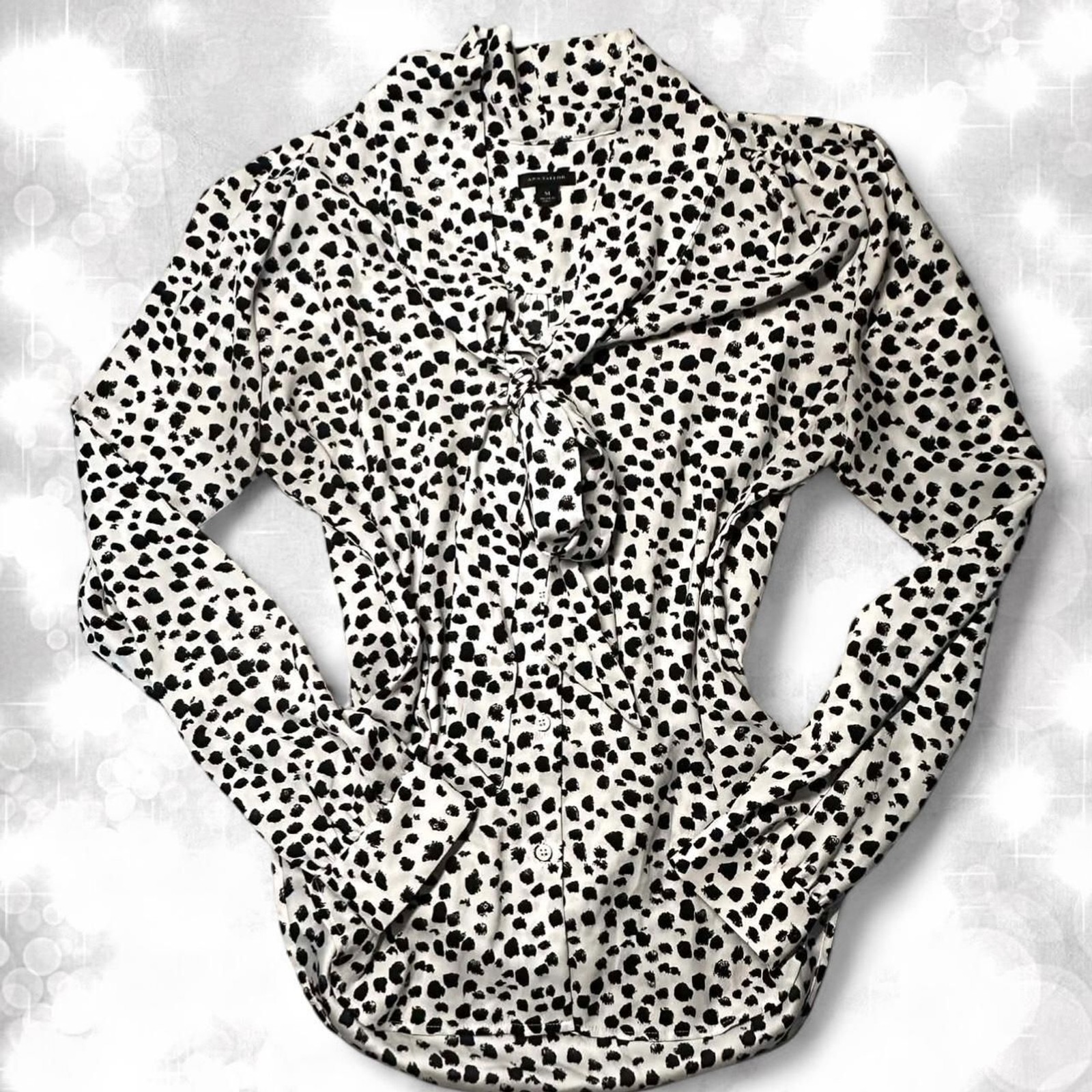 Vintage style long sleeve polka dot tie front button up top