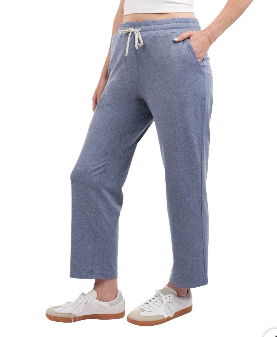 Kirkland Signature Ladies Lightweight Crop Pant