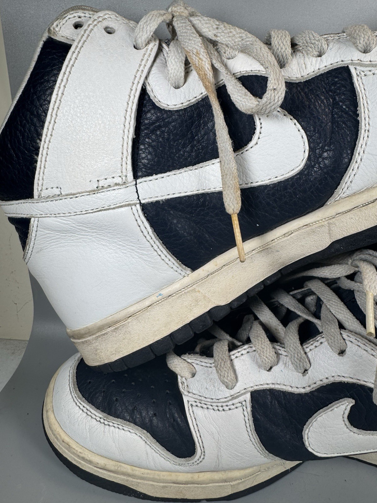 Nike Dunk High White Navy 830383-412 Men’s 10.5 Vintage 2000 Used