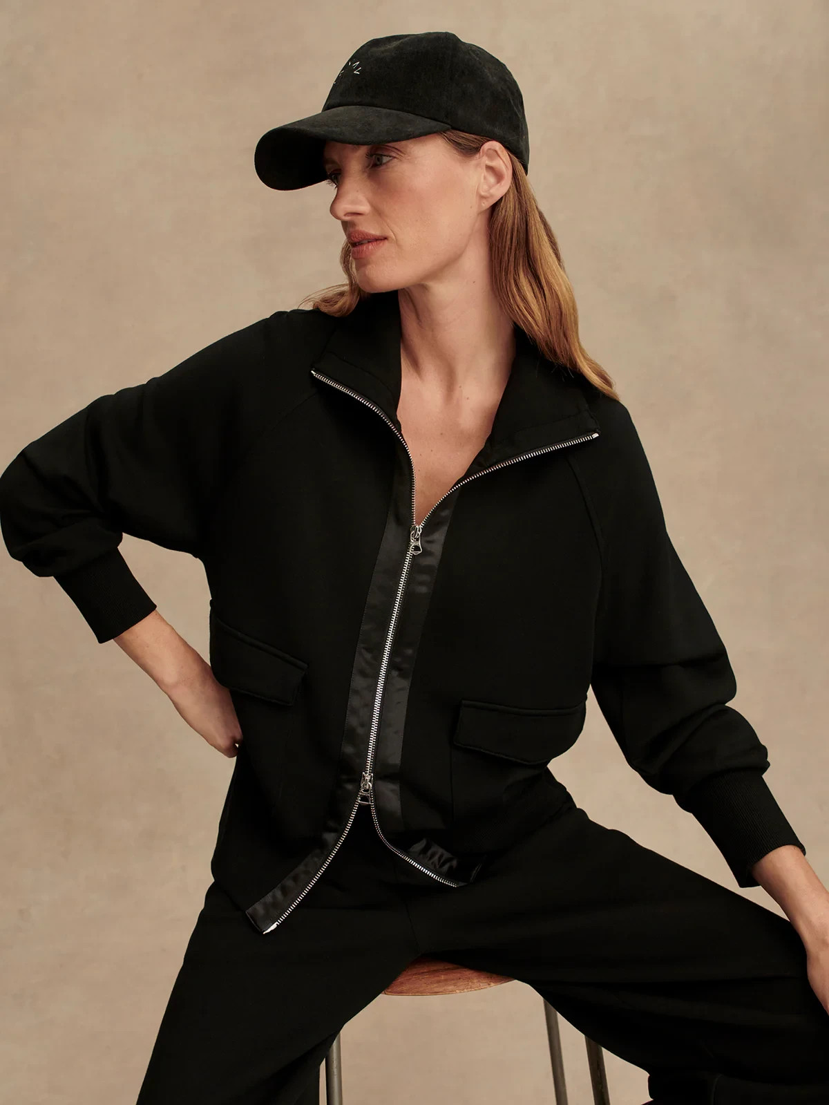 🧡*NWT*Varley Roxbury Zip-Through DoubleSoft® Fabric Women’s Size S – Black $178