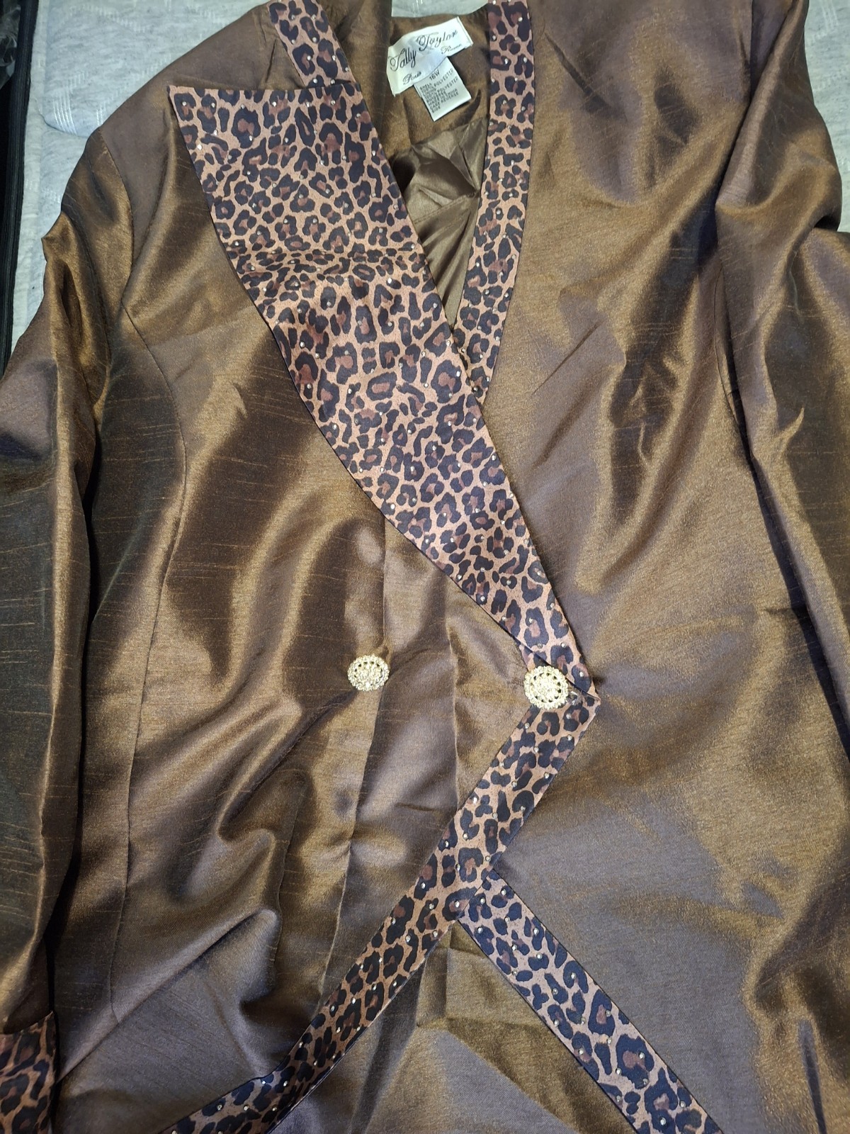 Tally Taylor Women’s Brown Leopard 4-Piece Skirt Suit 8 Polyester Lined