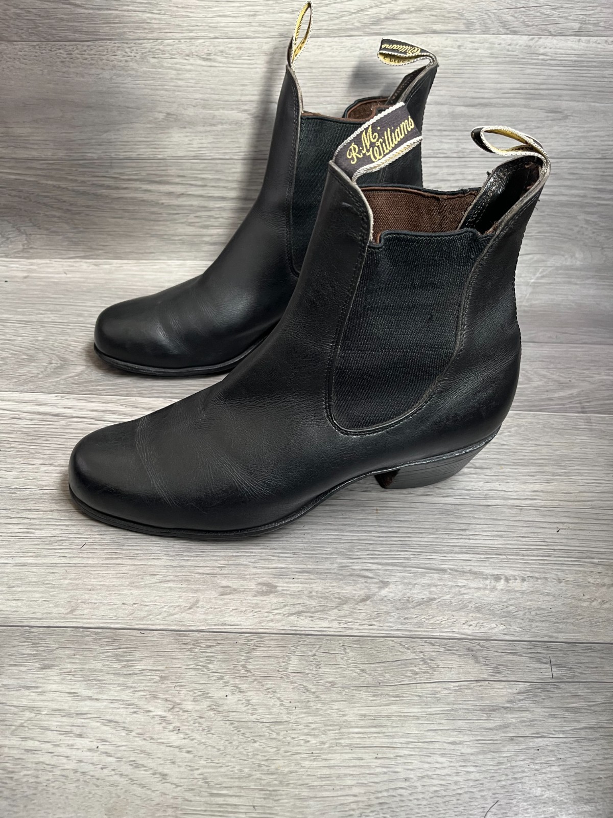 Vintage R.M Williams Bushman black chelsea boots Cuban heel uk 8.5G