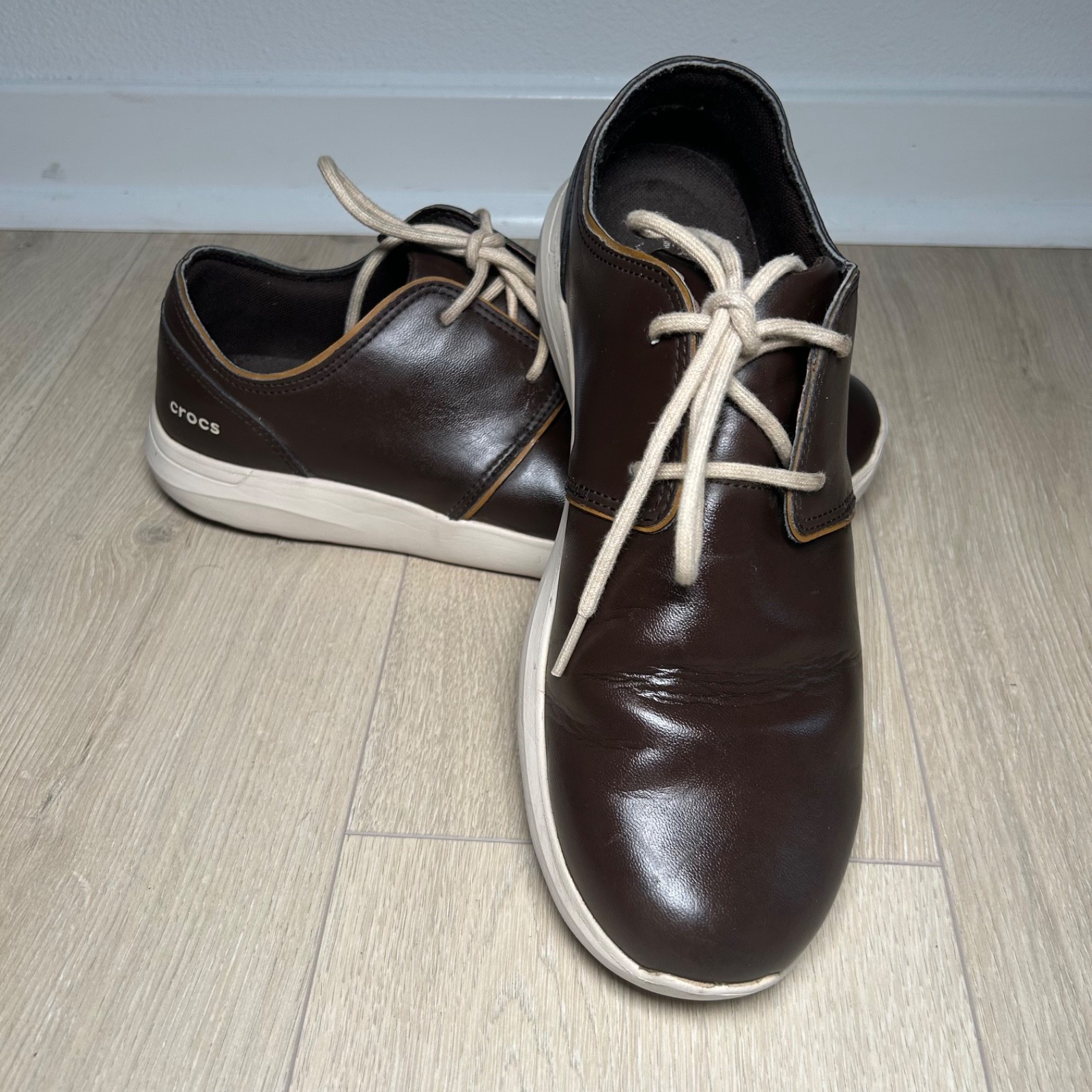 Men’s Crocs Casual Laced-up Solid Brown Leather Shoes in size 11