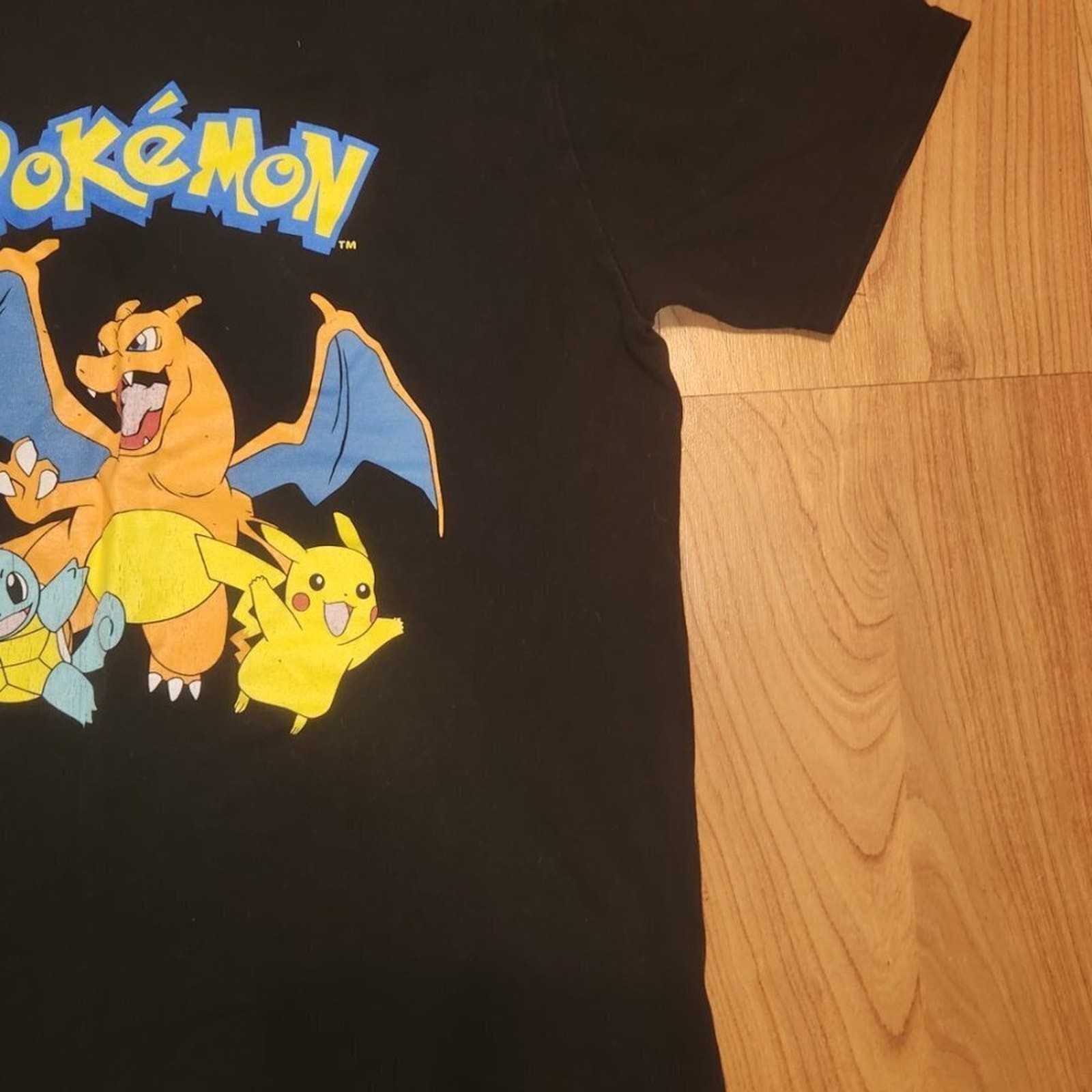 Pokemon Black Shirt Medium Pickachu Squirtle Charizard
