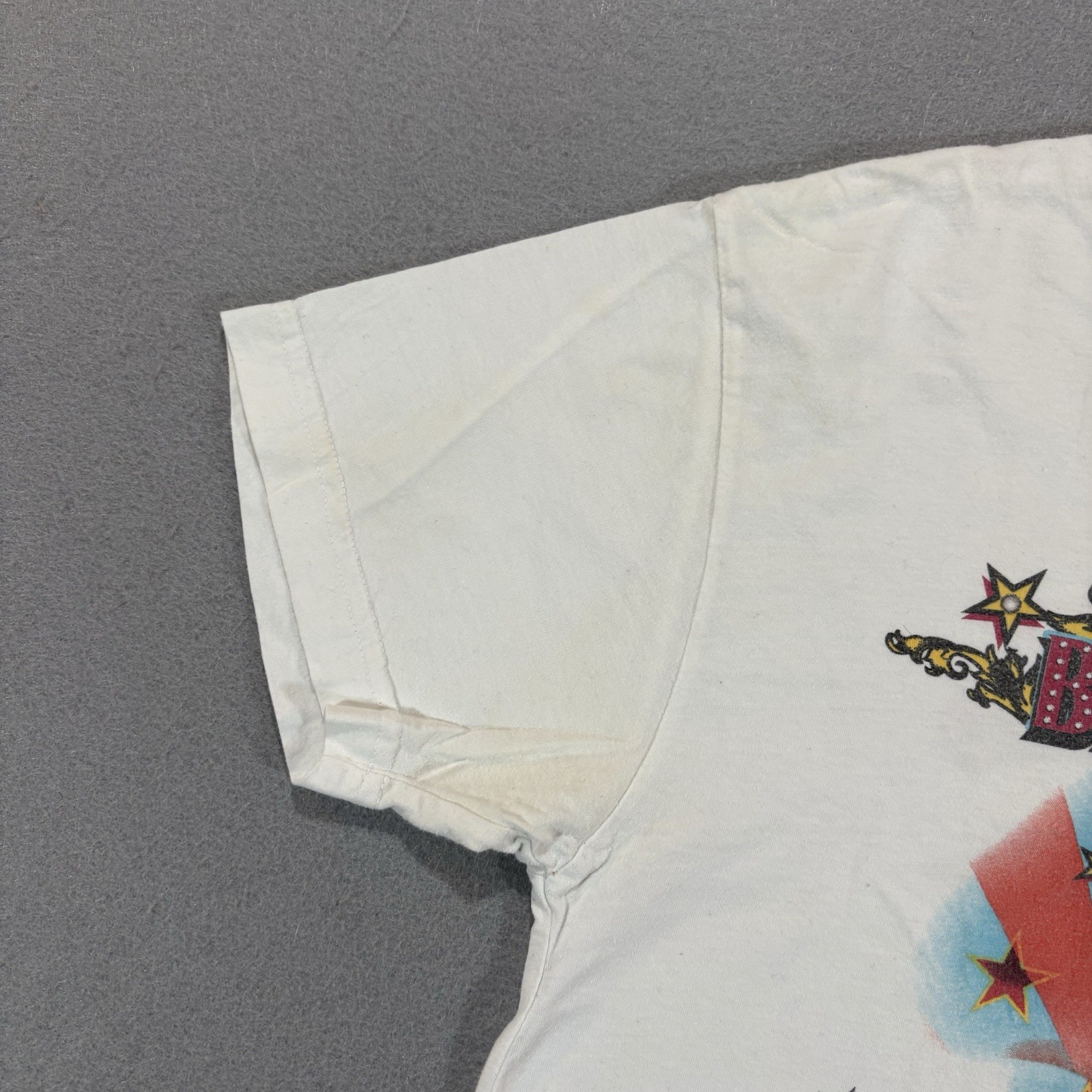 Britney Spears 2009 Circus Tour T Shirt Women’s Fits Medium Album White 2000s