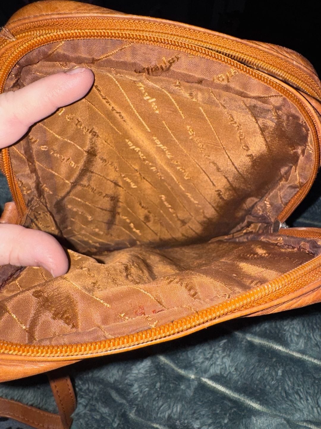 Paul & Taylor Brown Genuine Leather Multi-Pocket Crossbody Bag