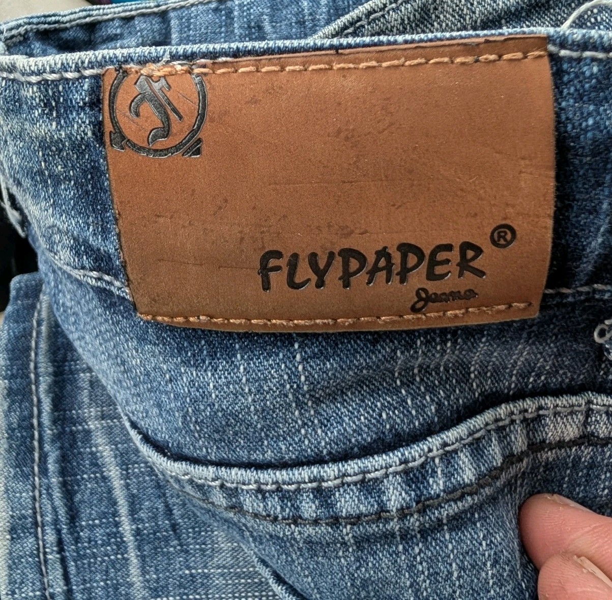 FLY PAPER Straight Mid Rise Med Wash Blue Denim Jeans Women’s Size 14