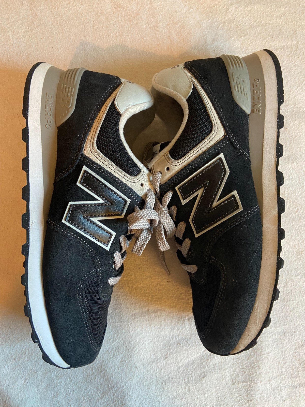 New Balance 574 Classic Black Gray White Lace-Up Low Top Sneakers