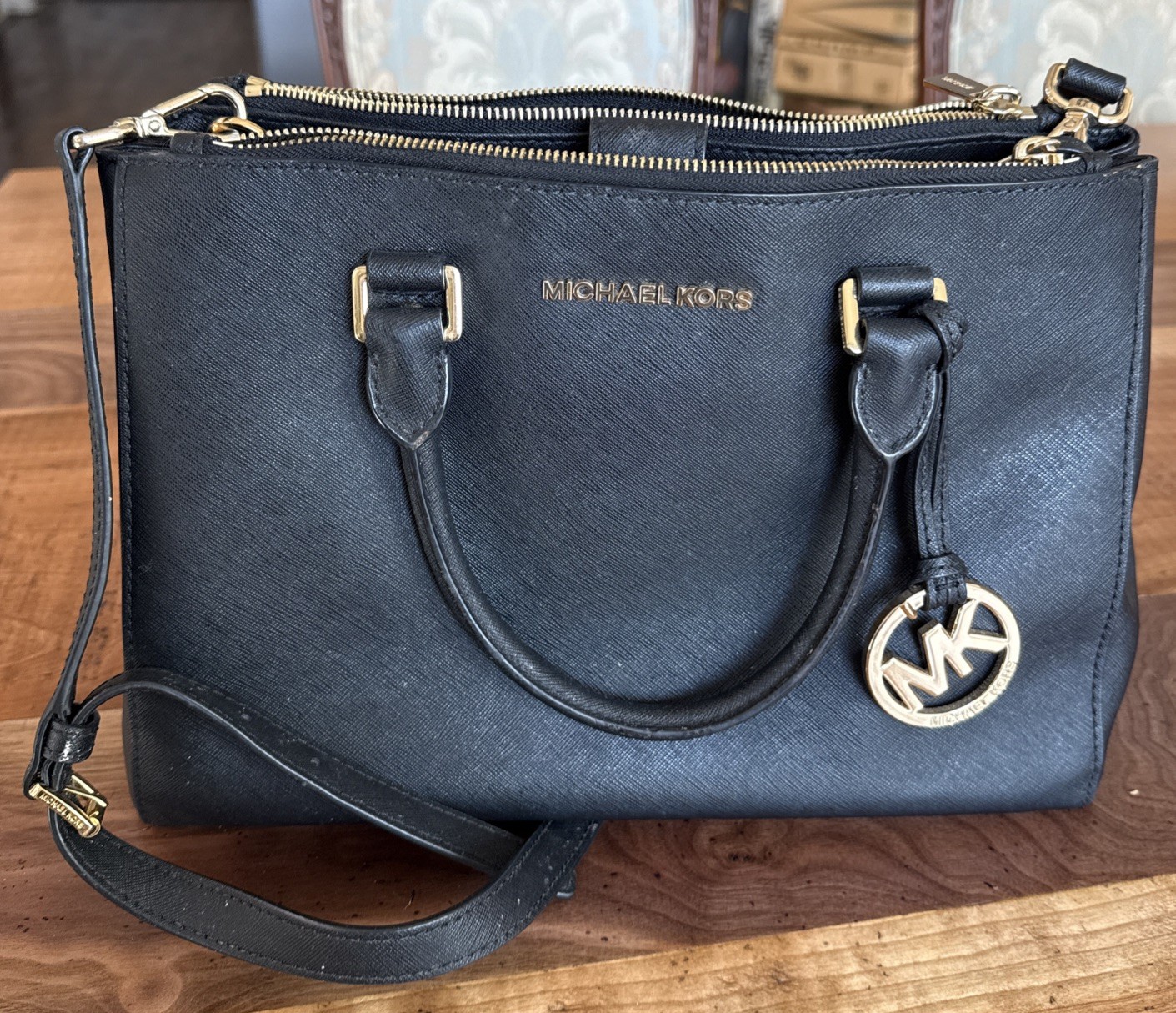 Michael Kors Savannah Large Saffiano Leather Satchel Bag Black Gold Hardware