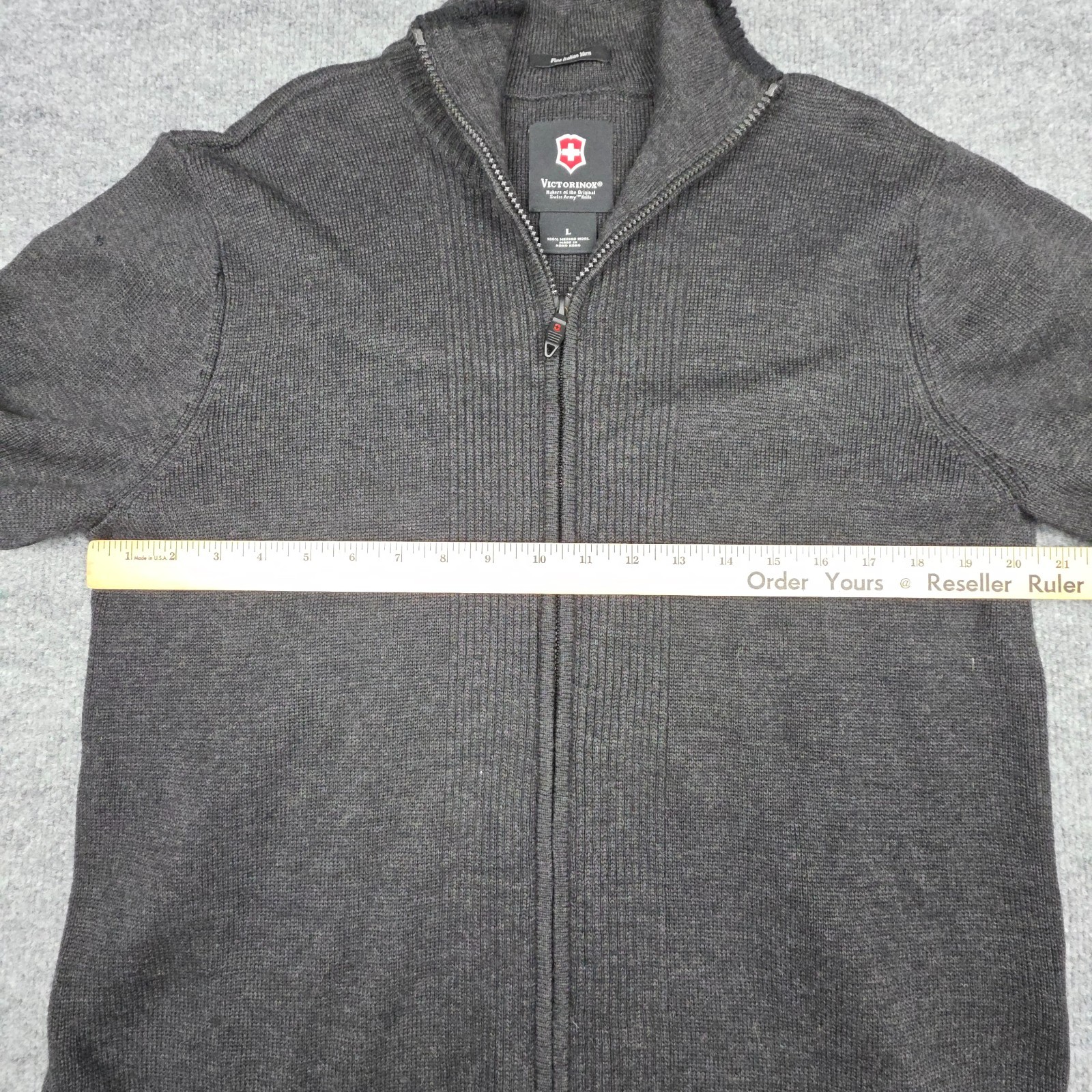 Victorinox Wool Zip Jacket Men’s Large Gray Full Zip Knit Warm