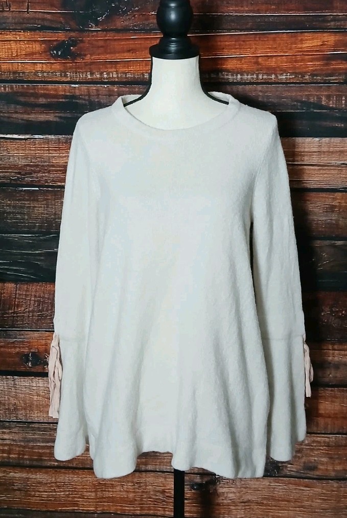 Octavia Sweater Size M White Bell Sleeve Tie Cuff Maternity