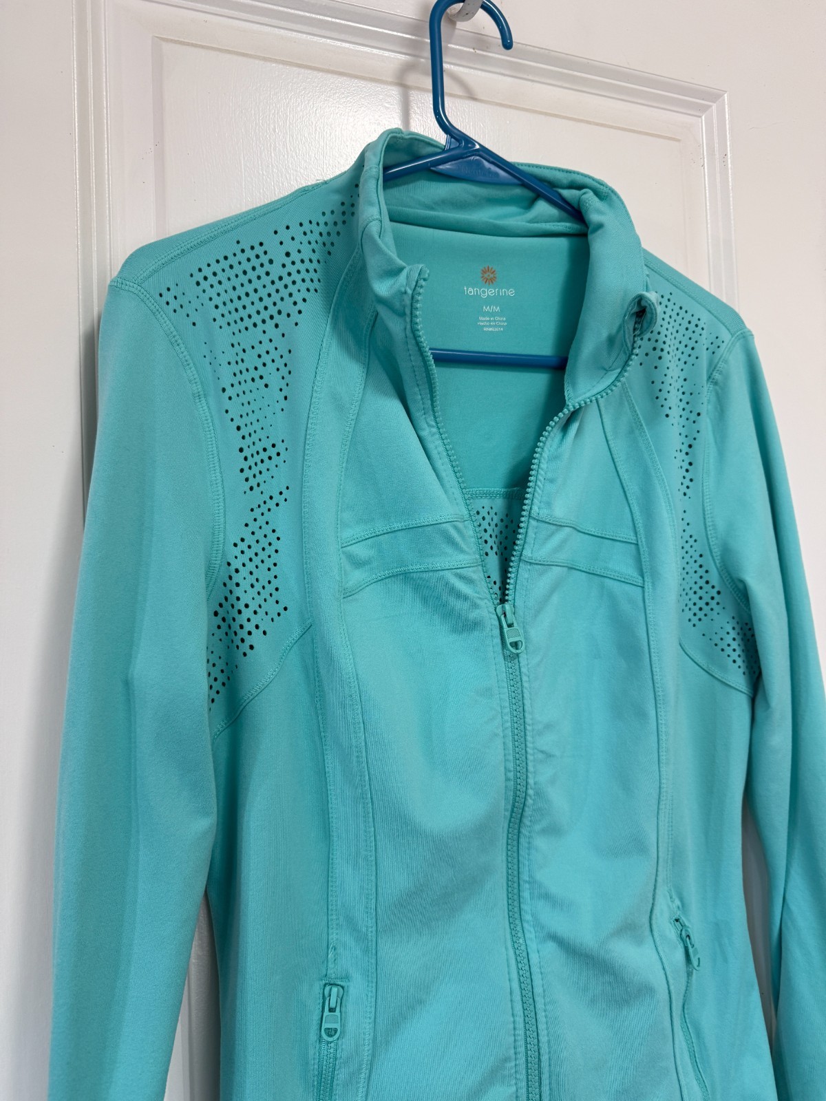 Tangerine Women M Activewear Athletic Jacket Full Zip, Thumb Holes, Stretch, EUC