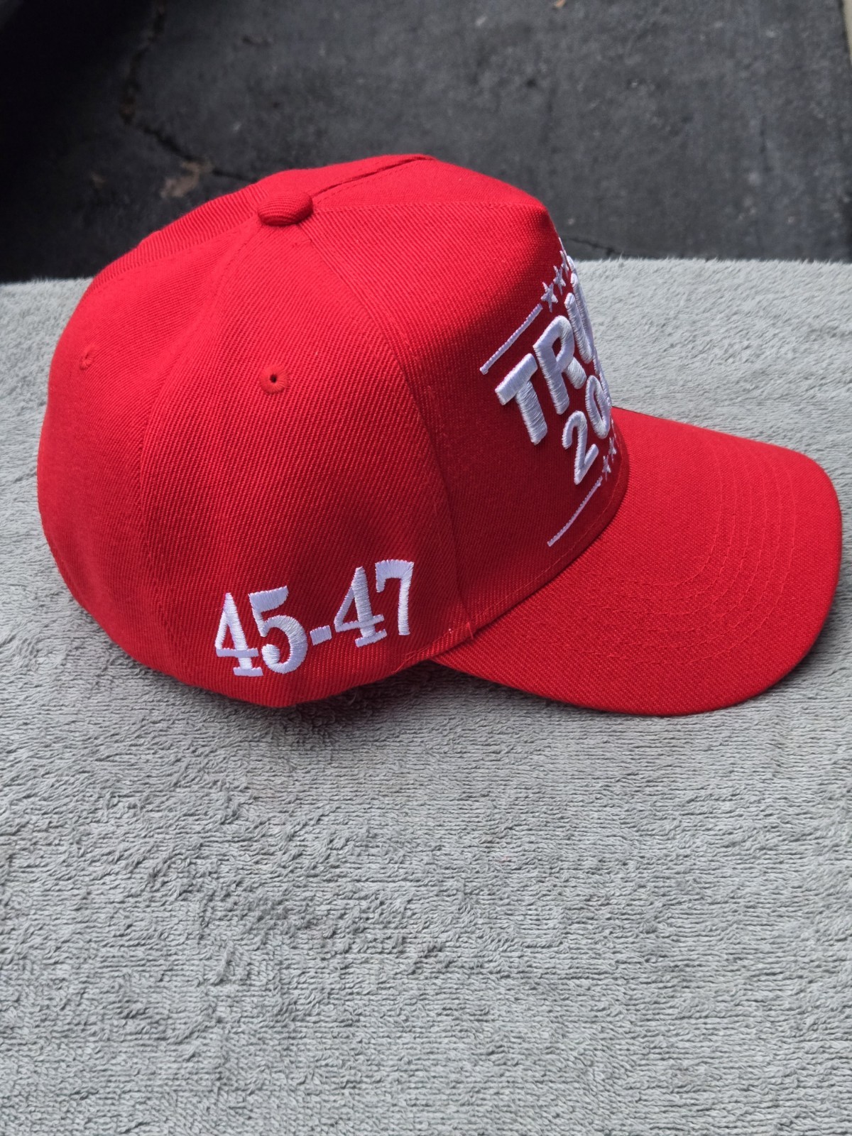 Red Trump 2028 Adjustable Baseball Cap USA Flag Patch 45-47 Embroidery