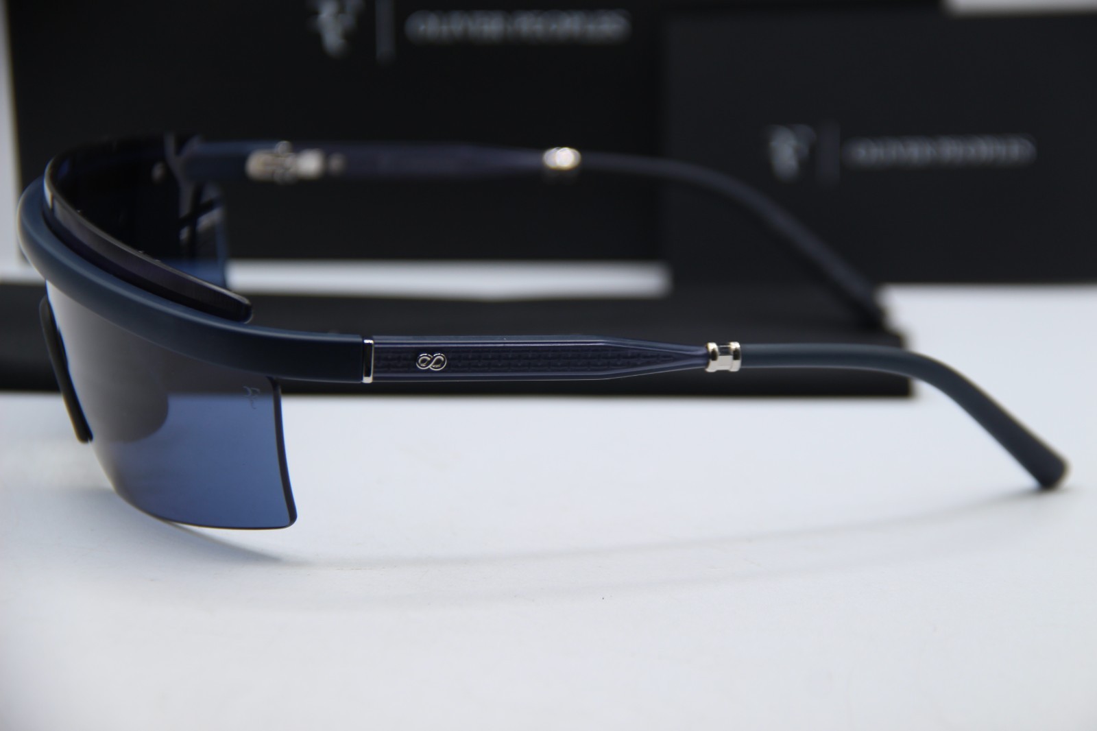 NEW OLIVER PEOPLES ROGER FEDERER OV 5556S 700380 R-4 AUTHENTIC SUNGLASSES 125 MM