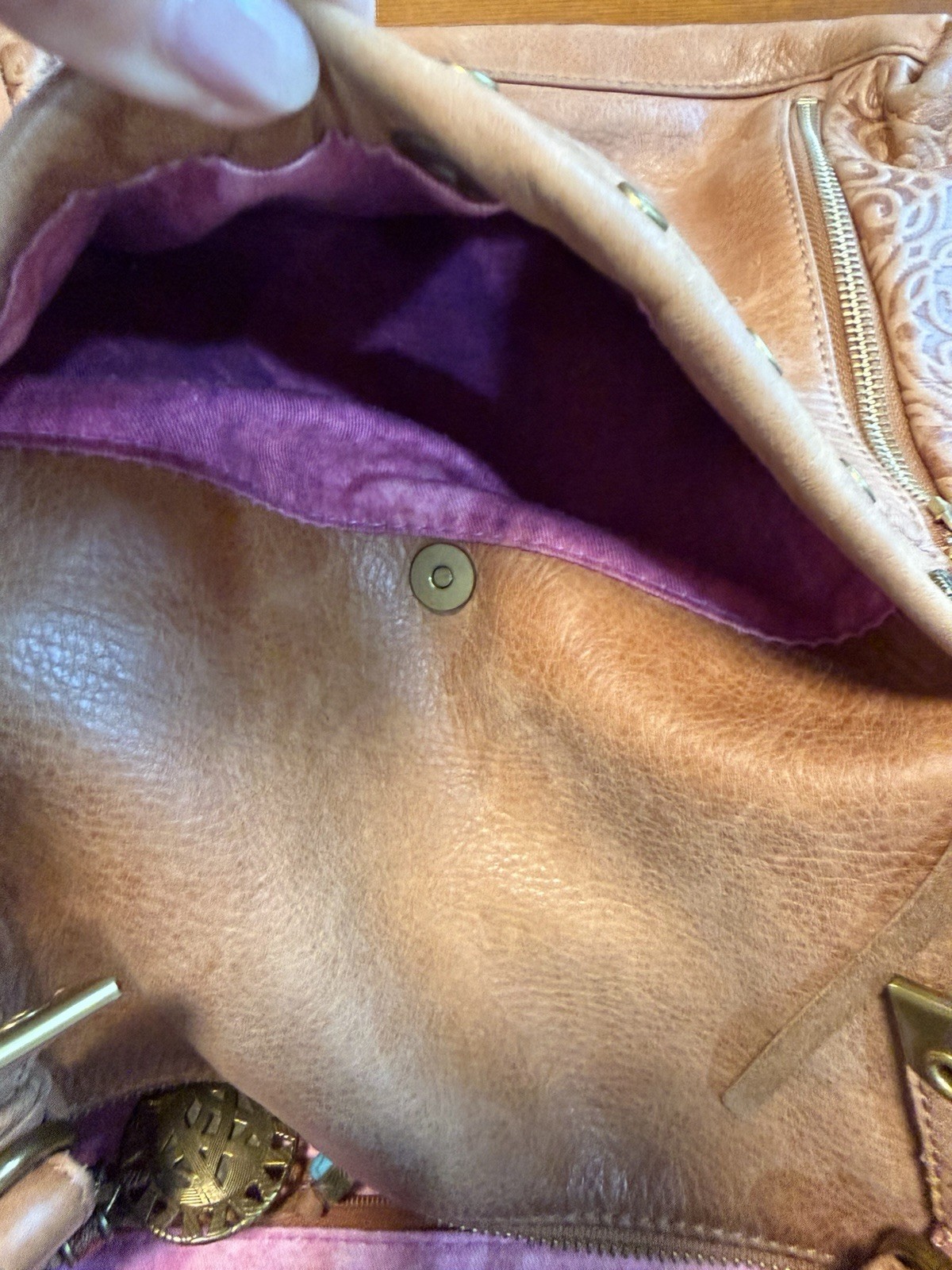 The Sak Brown Embossed Floral Tote Bag Zip Top Purple Lining Pockets Tassel