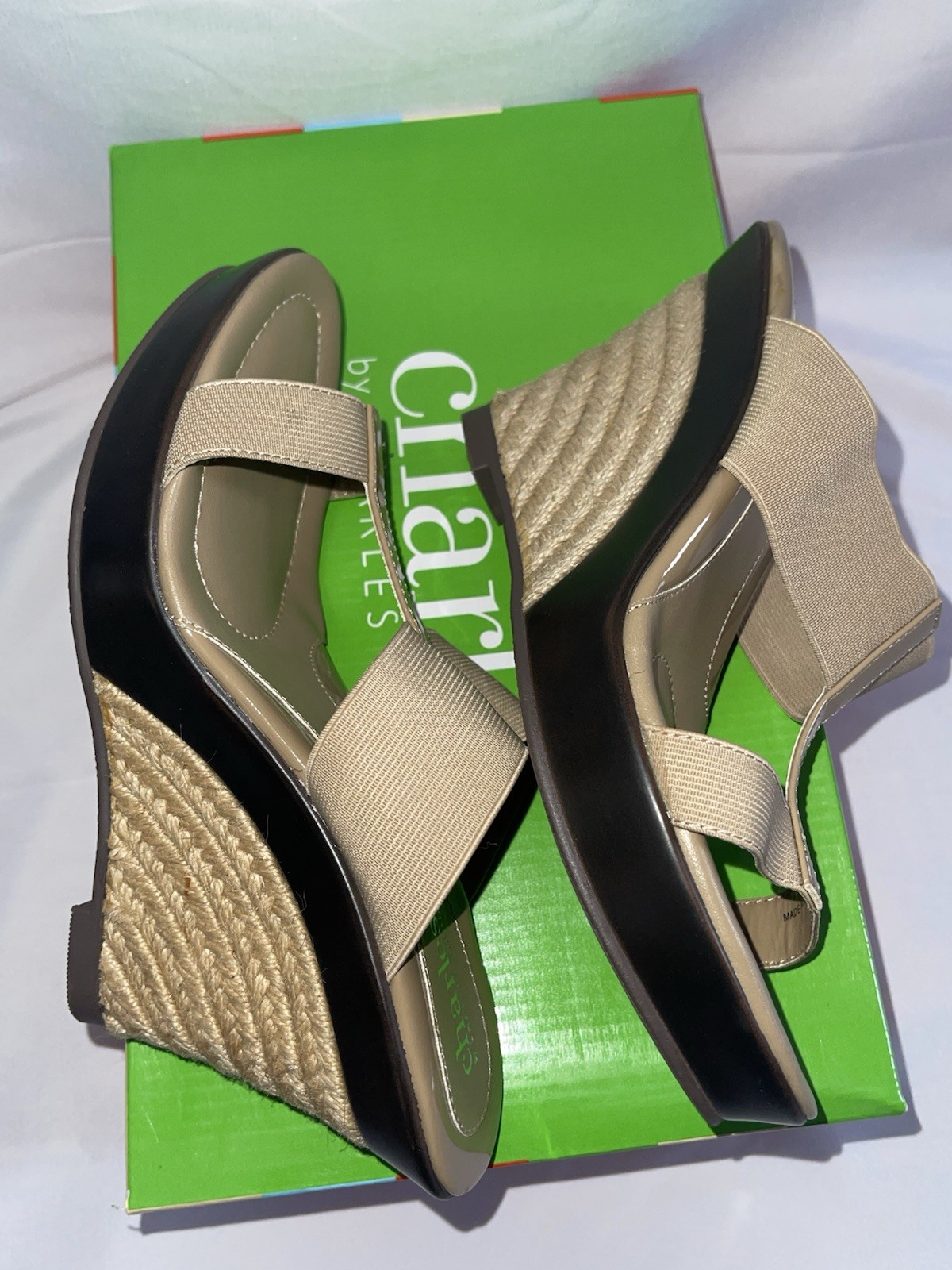 Charles by Charles David Women’s Camel Stretch T-Strap Wedge Sandals 7.5 M