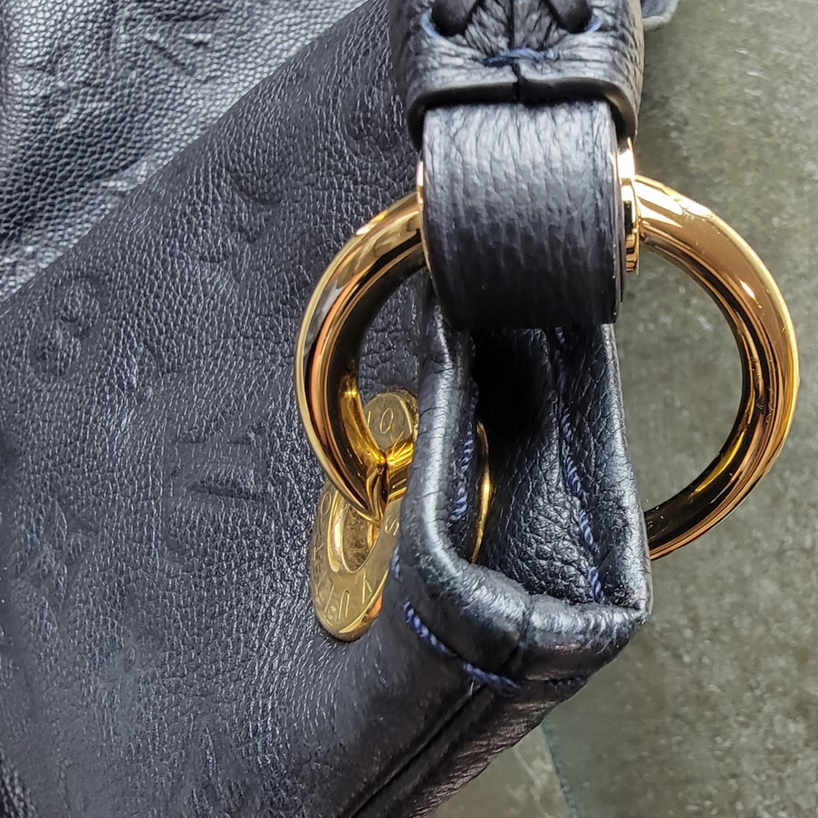 LOUIS VUITTON Artsy MM Monogram Empreinte Infini Blue Hand Bag Papers & Boxes