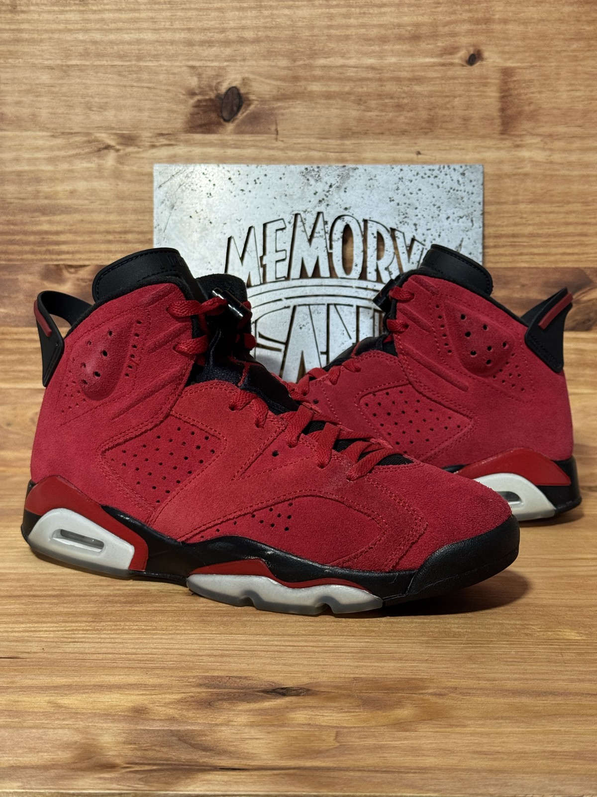 Size 8M/9.5W – Jordan 6 Retro Toro Bravo CT8529-600 Pre-Owned