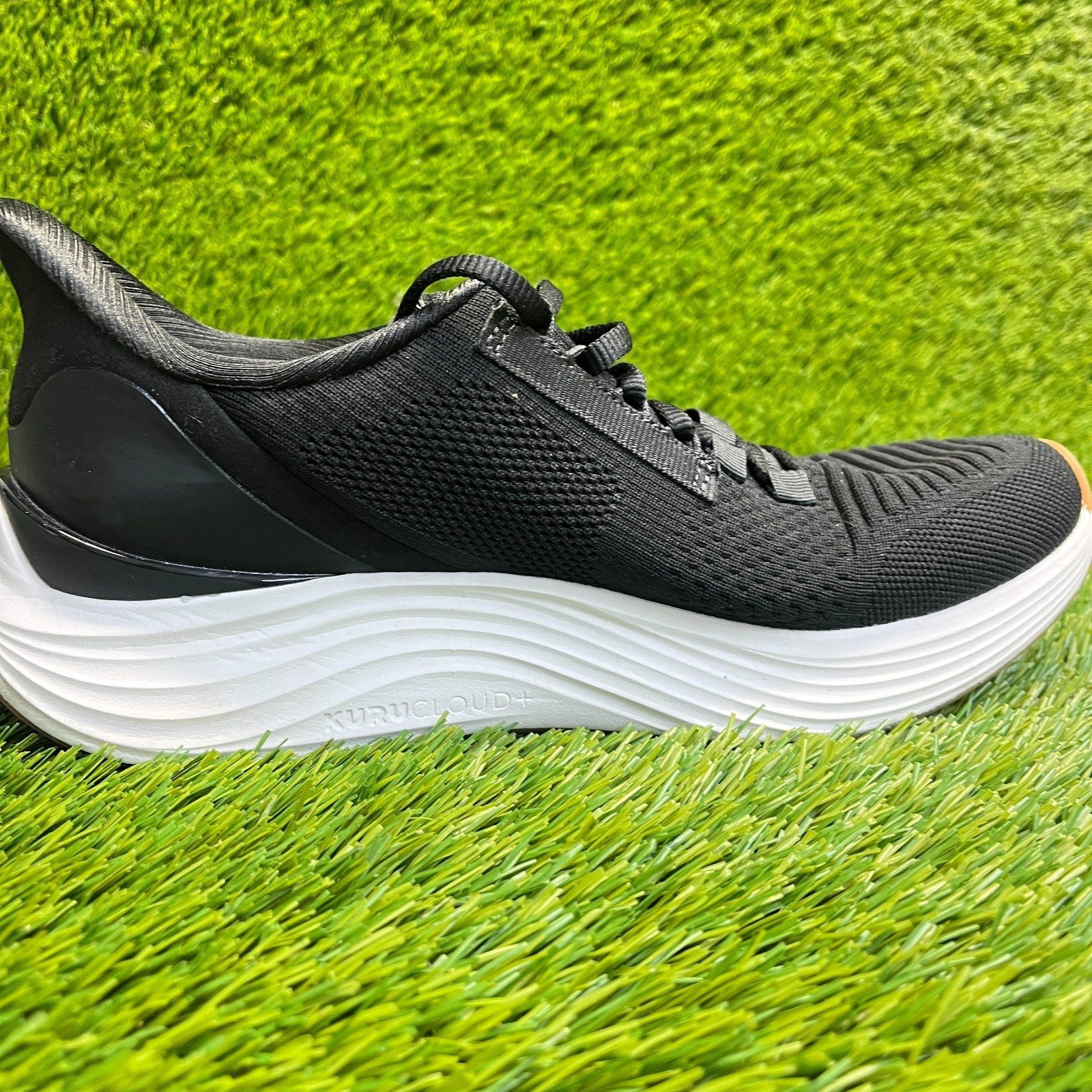 Kuru Atom 2 Womens Size 9 Black White Athletic Running Walking Shoes Sneakers