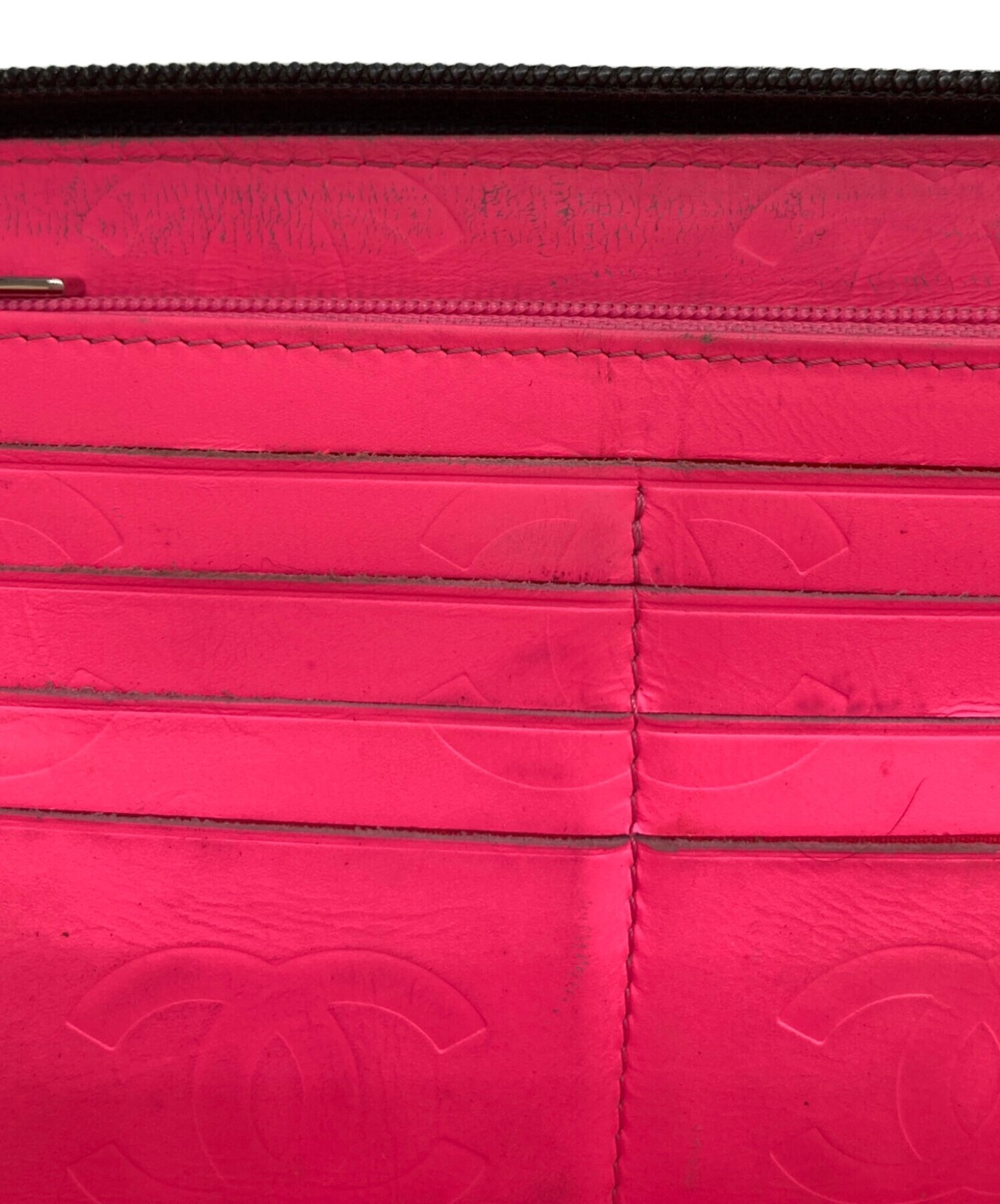 CHANEL Black Quilted Zip Around Wallet Coin Pocket Card Slots Auth