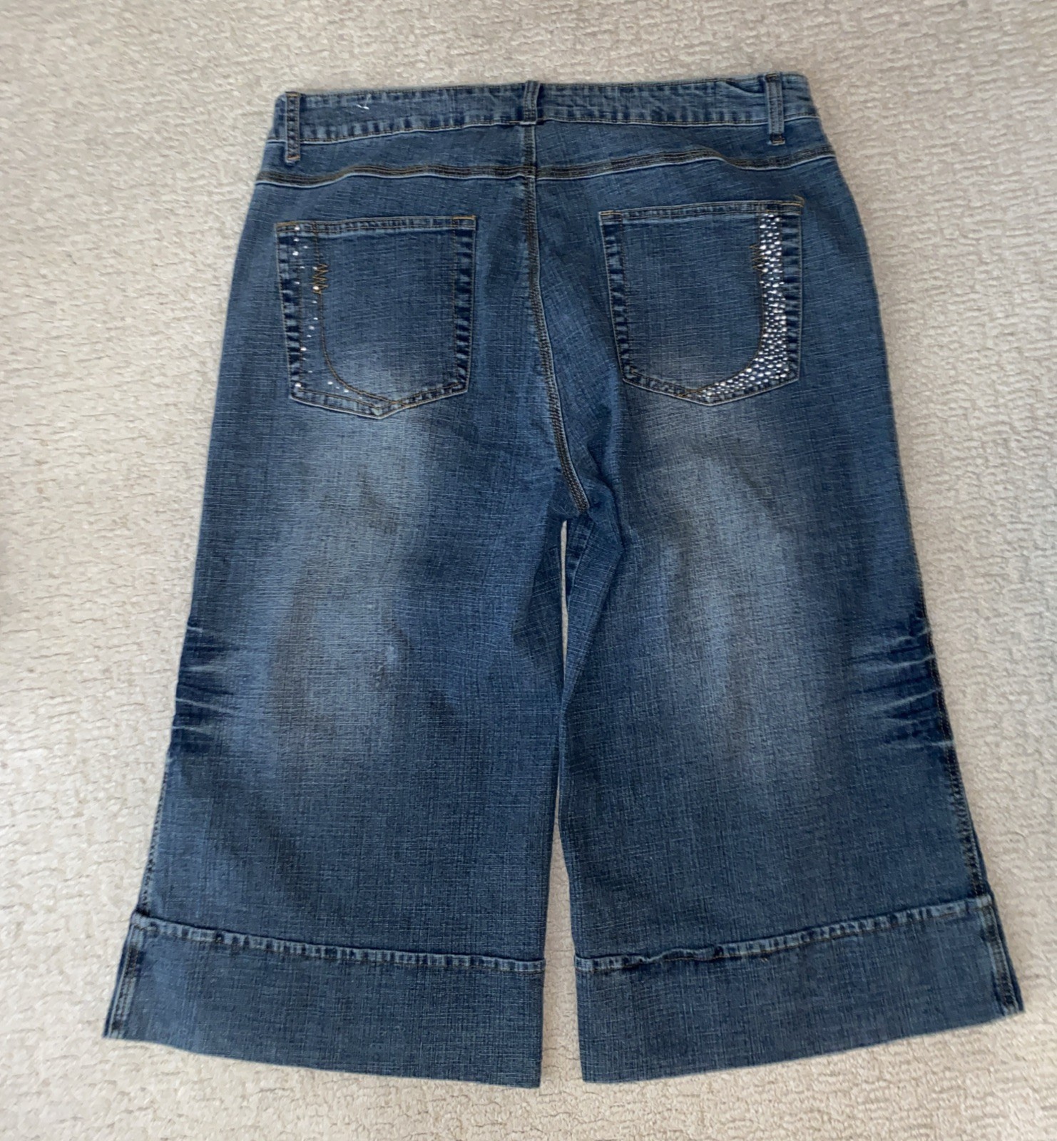 APOLLO JEANS Women’s Capri With Silver Stud Designs Size-21/22