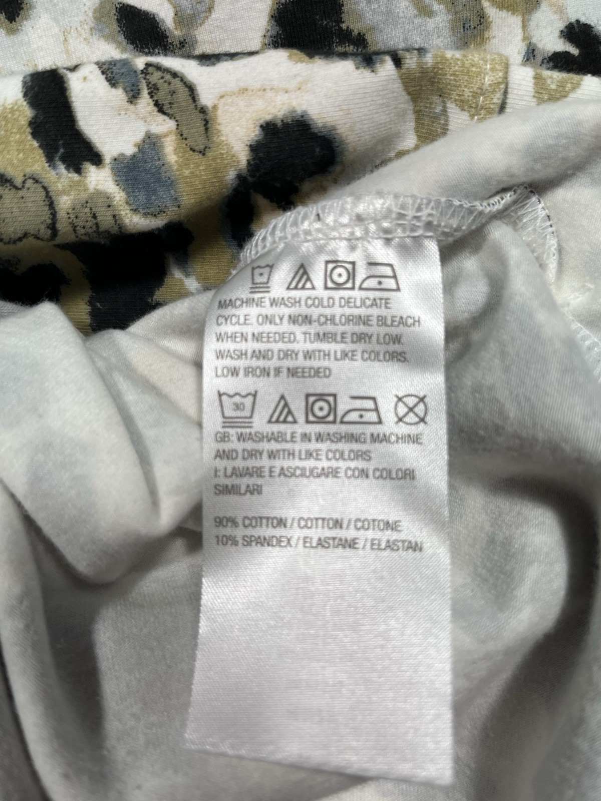 d&co. active Women’s Plus 2X Multicolor Leopard Print Full-Zip Jacket Pockets