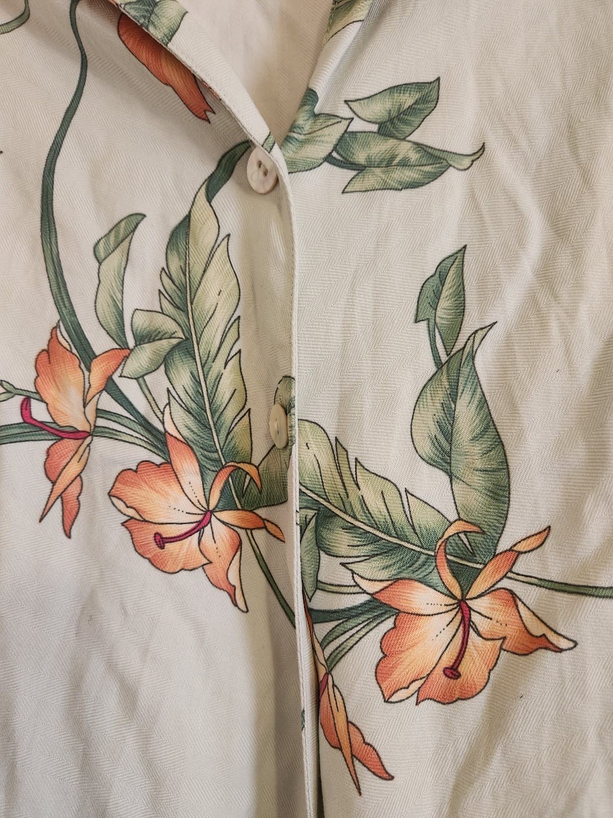 Vtg Tommy Bahama Womens Sz M 100% Silk Multicolor Tropical Floral Tie Blouse