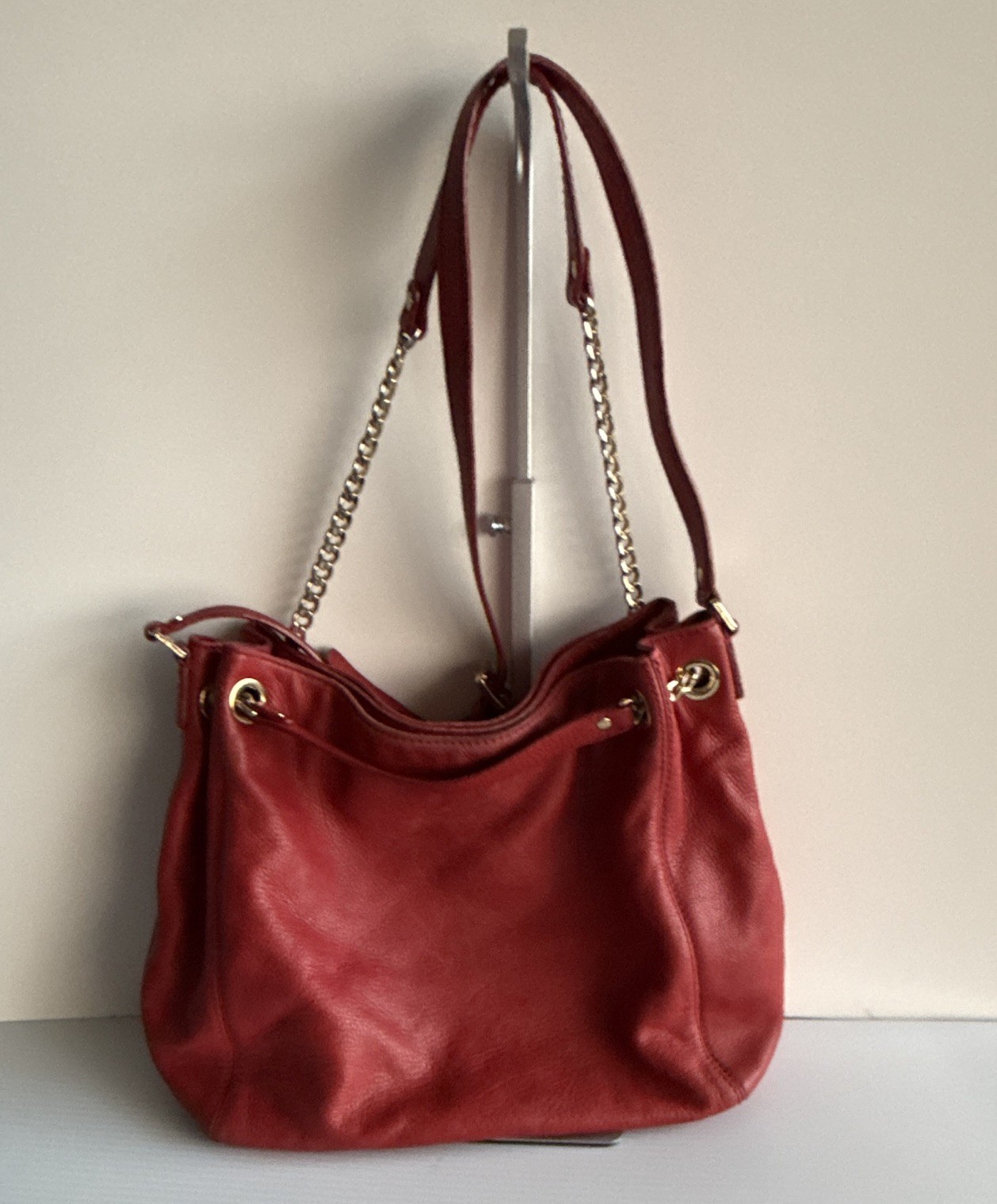 Michael Michael Kors Red Pebbled Shoulder Bag Magnetic Closure Chain Gold HW
