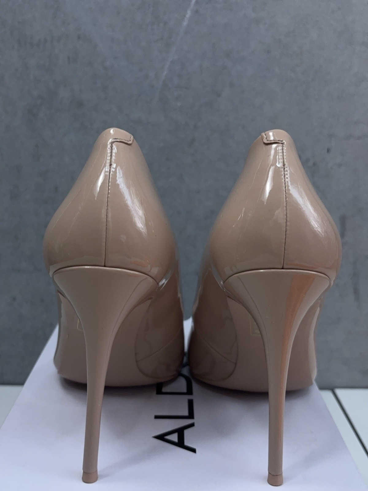 ALDO Stessy Bone Patent Pointed Toe Pumps ~ Beige / Nude Stiletto