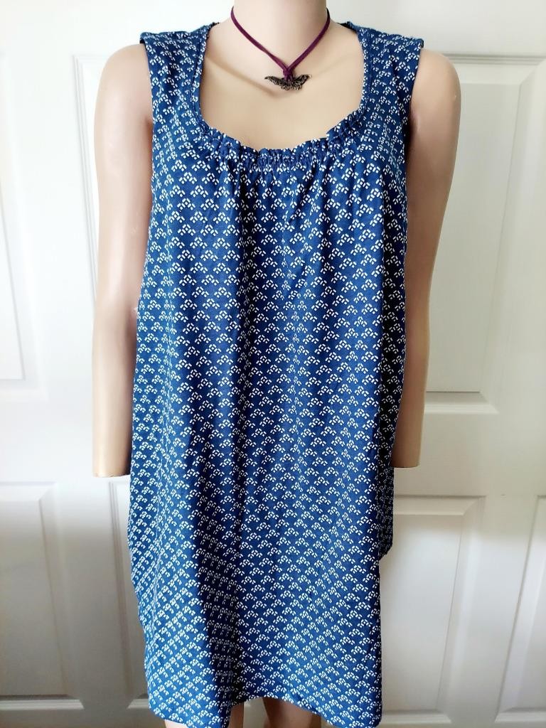 NWOT WOMAN WITHIN TRENDY PRINT SUMMER SLEEVELESS TANK TOP NAVY BLUE WHITE SZ 1X