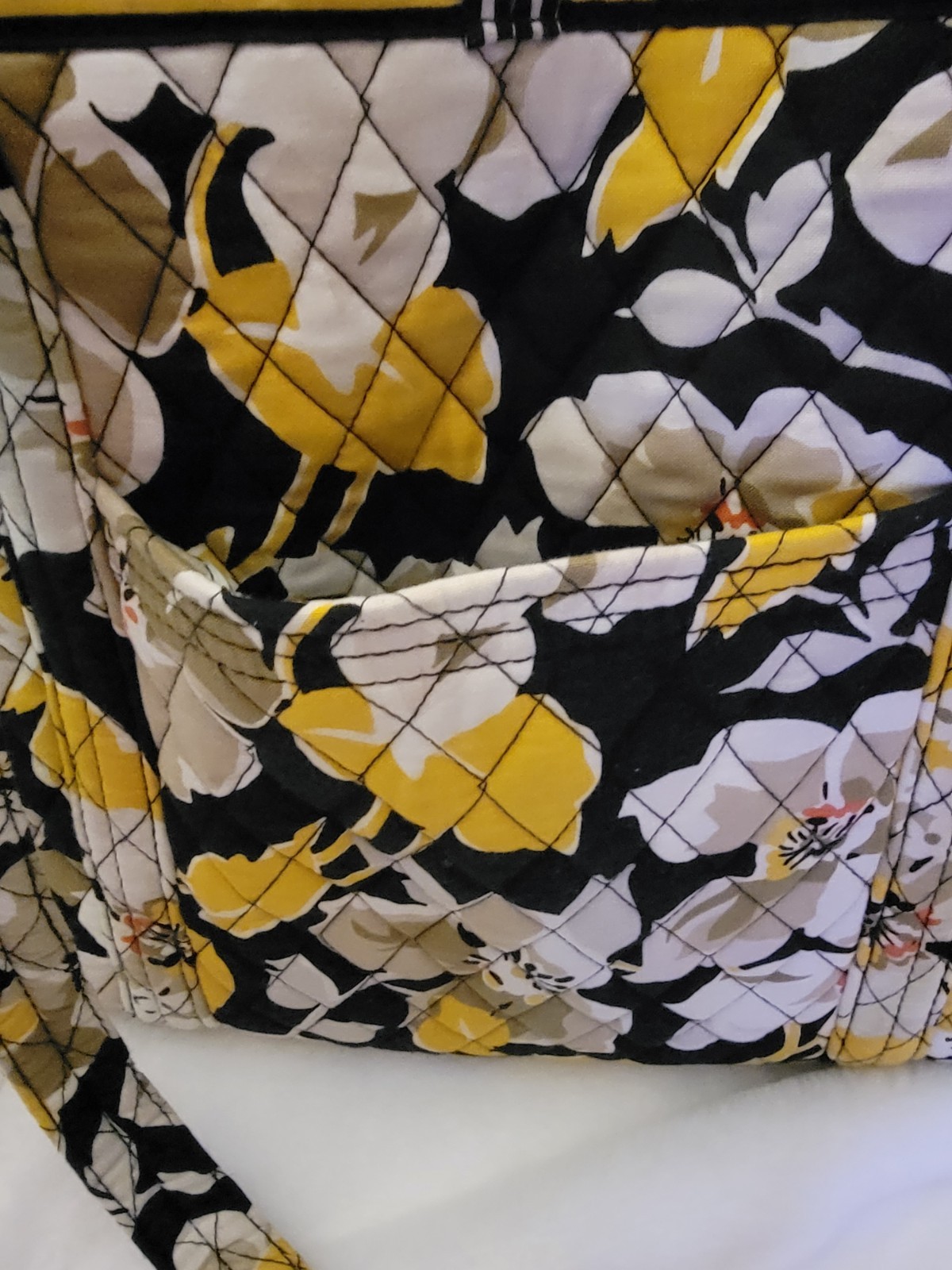 Vera Bradley Dogwood Holiday Large Tote Shoulder Bag Purse