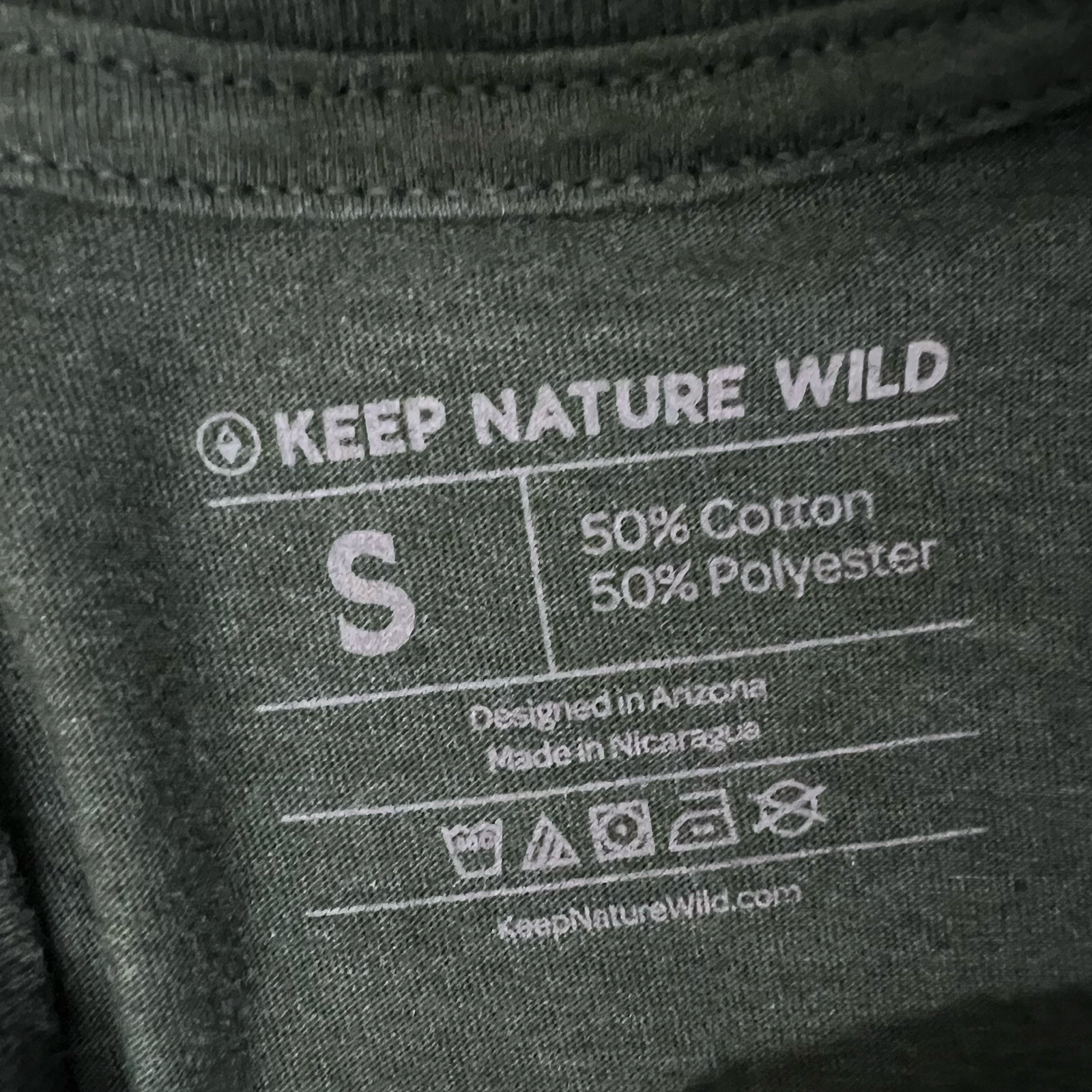Keep Nature Wild Women’s Small Green STAY WILD T Shirt Bear Outdoor Nature
