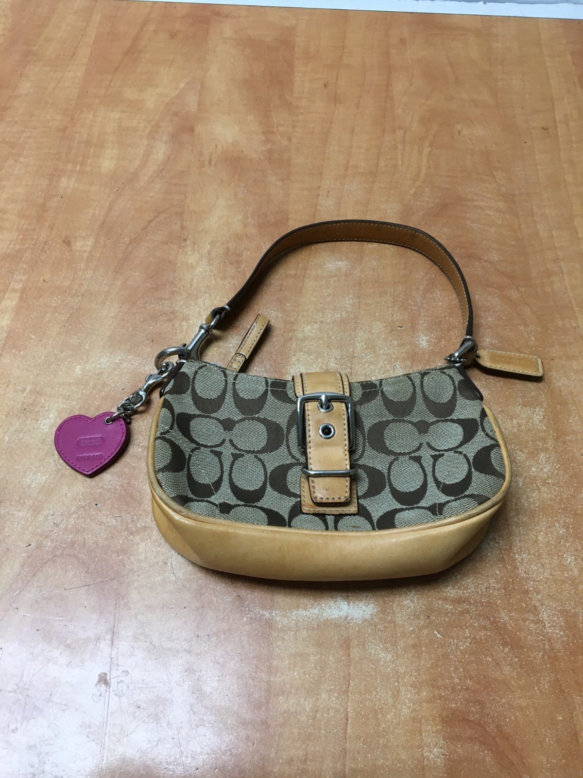 Coach Tan Demi Buckle Small Purse Logo Magnetic H3U-6362