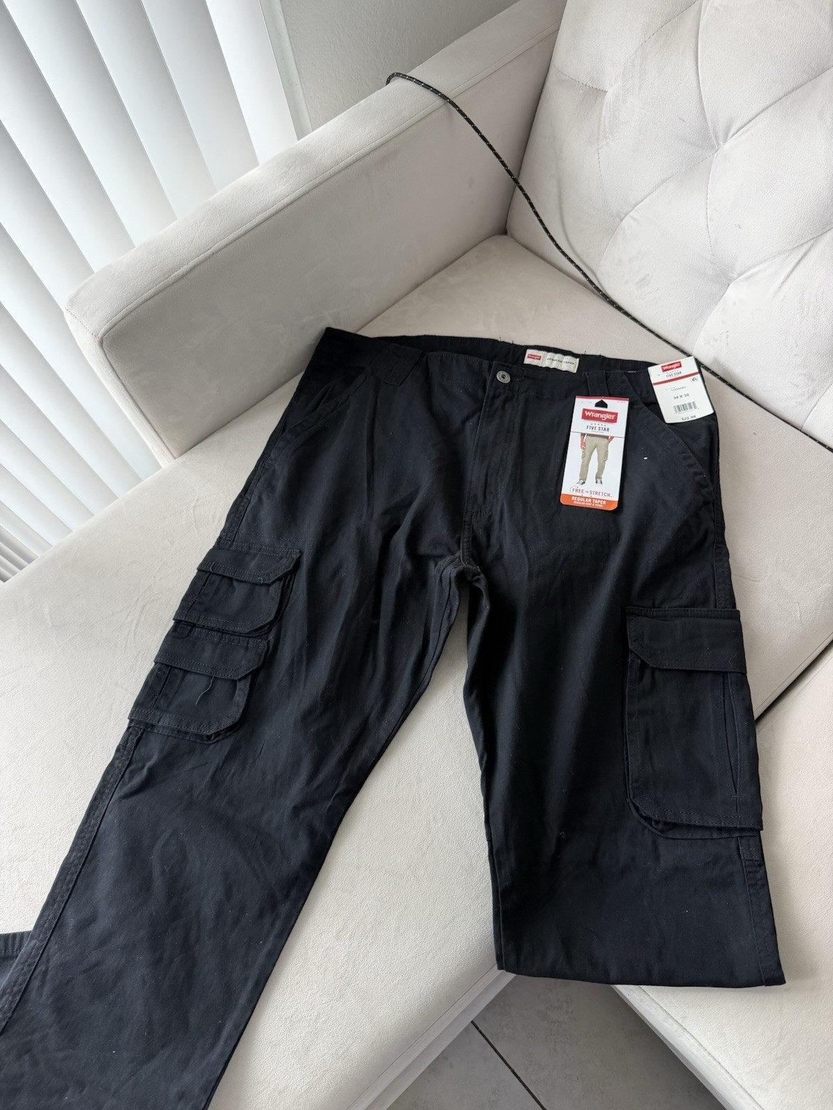 Wrangler Five Star Men’s Black Cargo Pants 34W Regular Taper Stretch Pockets