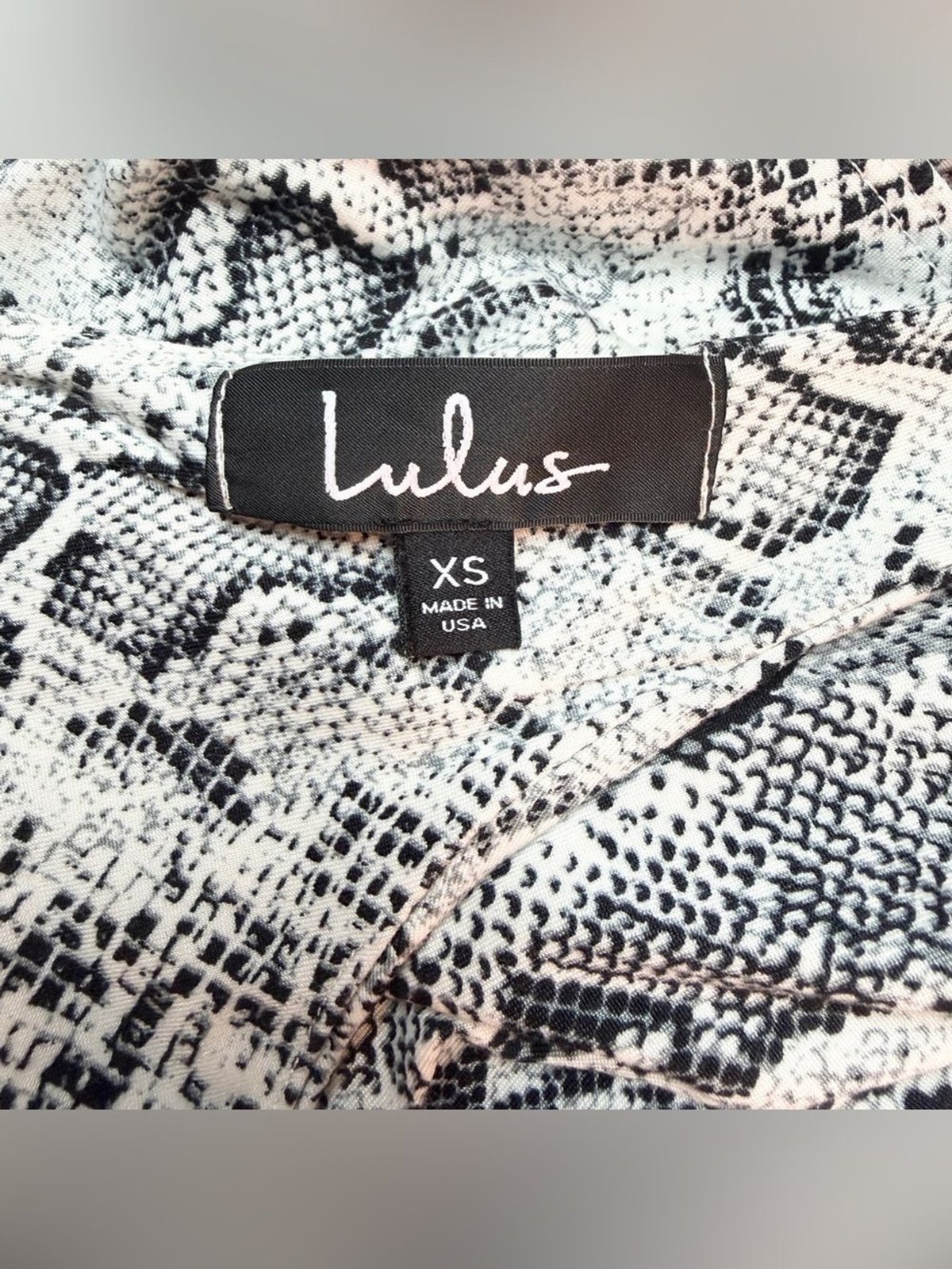 LULUS Women’s Wildlife Black and White Snake Print One Piece Bodysuit Size XS