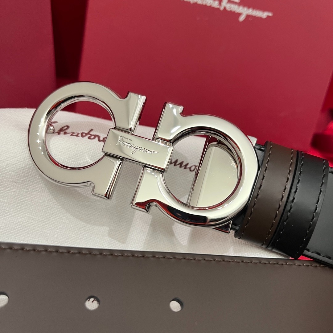 Salvatore Ferragamo Belt Handcrafted classic Italian leather belt Silver Buckle