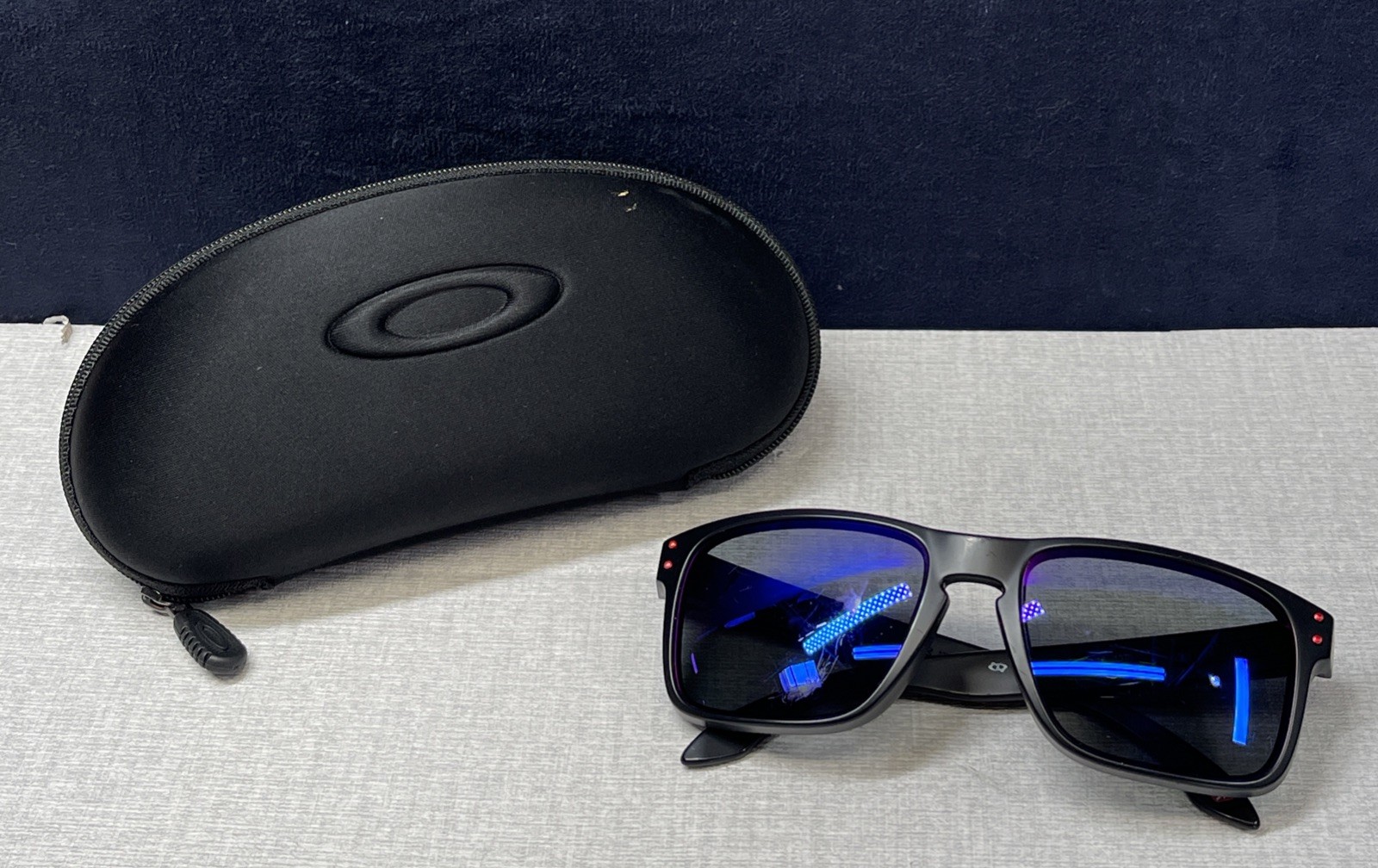 Oakley Holbrook OO9102-36 137 mm Sunglasses