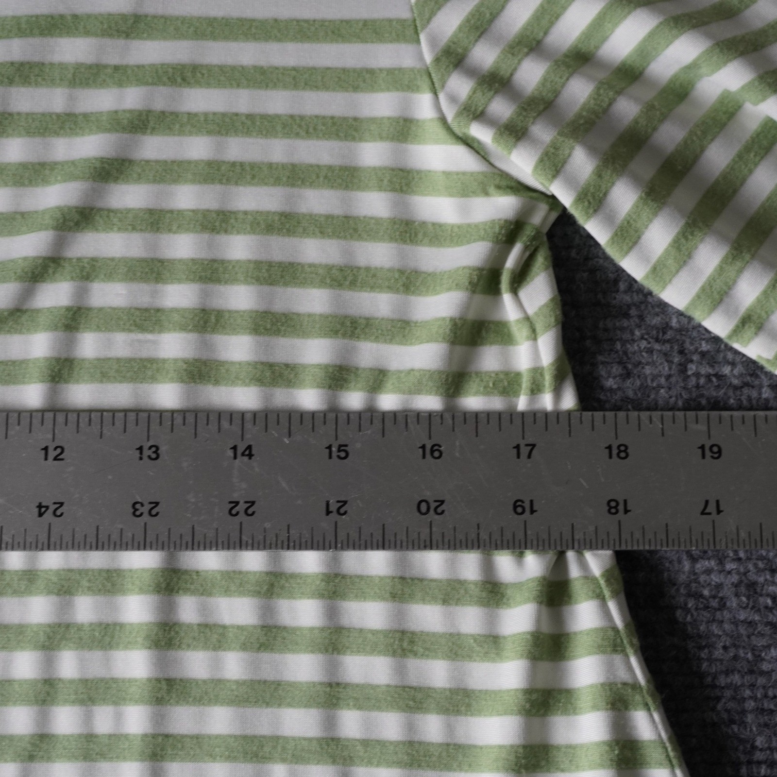 Max Edition Striped V Neck Tunic Top Womens Small Green White Ruched Sleeve