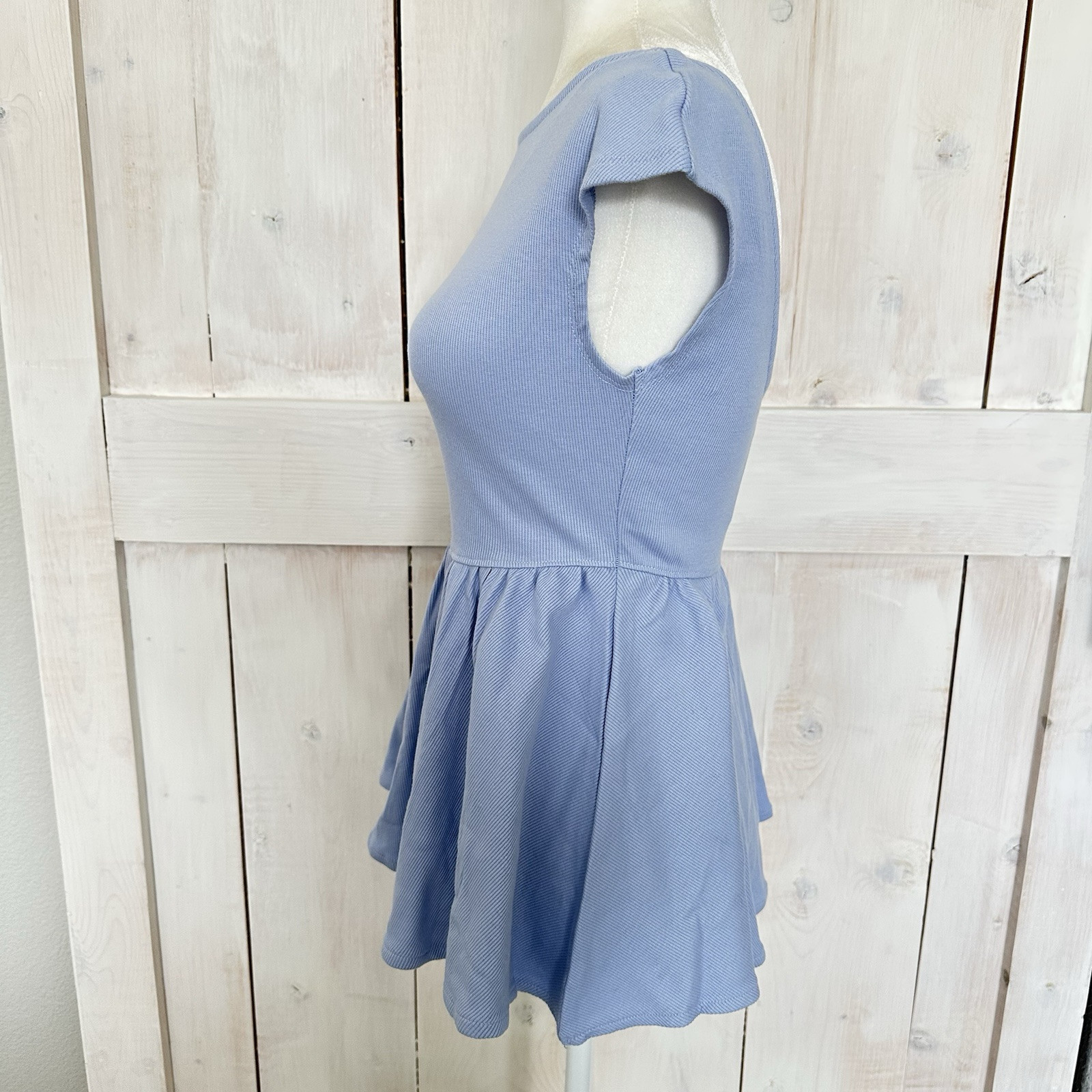Free People Remember Me Tunic Peplum Scoop Back Cap Sleeve Top Size XS Sky Blue